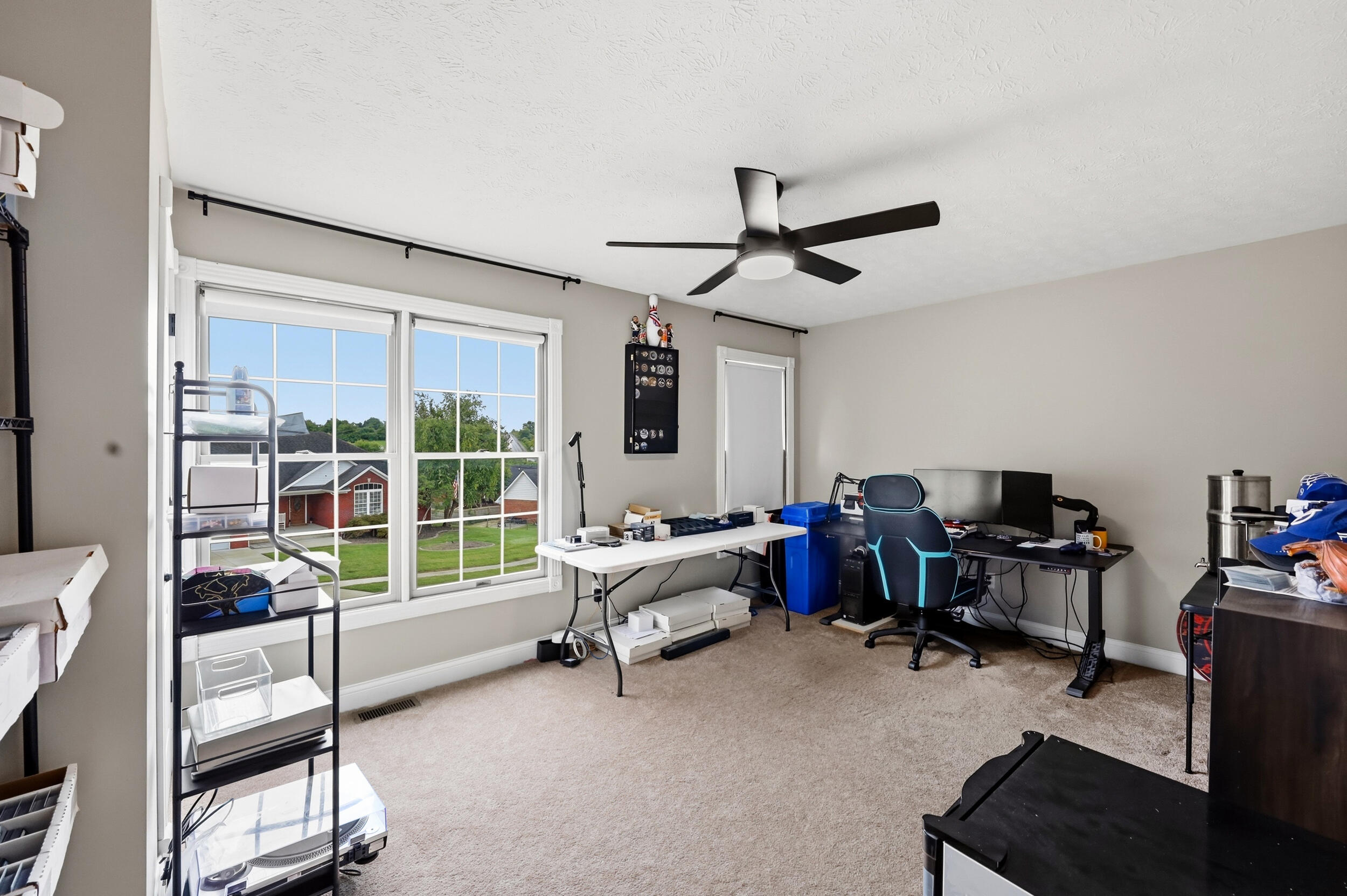 716 Hackney Court Property Photo 32