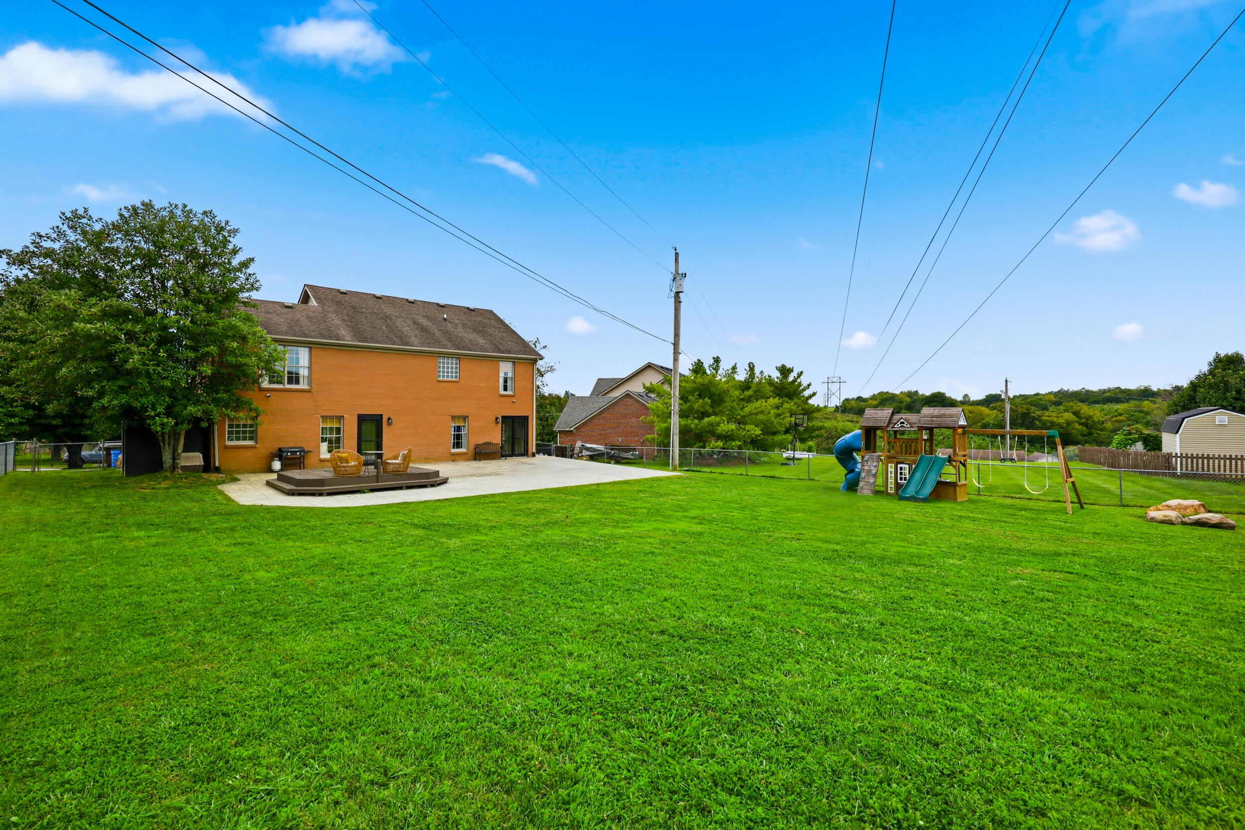 716 Hackney Court Property Photo 43