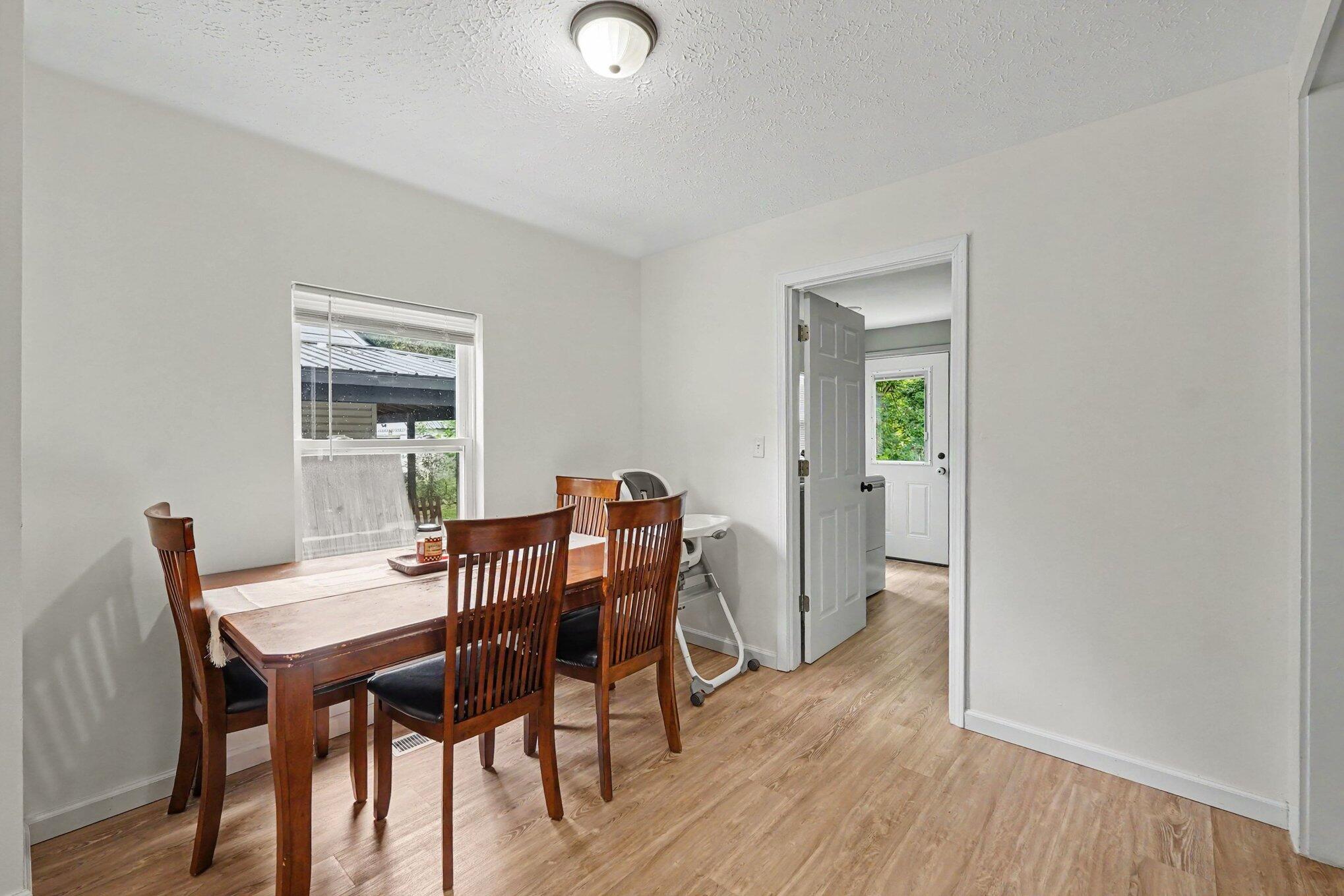 1004 6th Street Property Photo 6