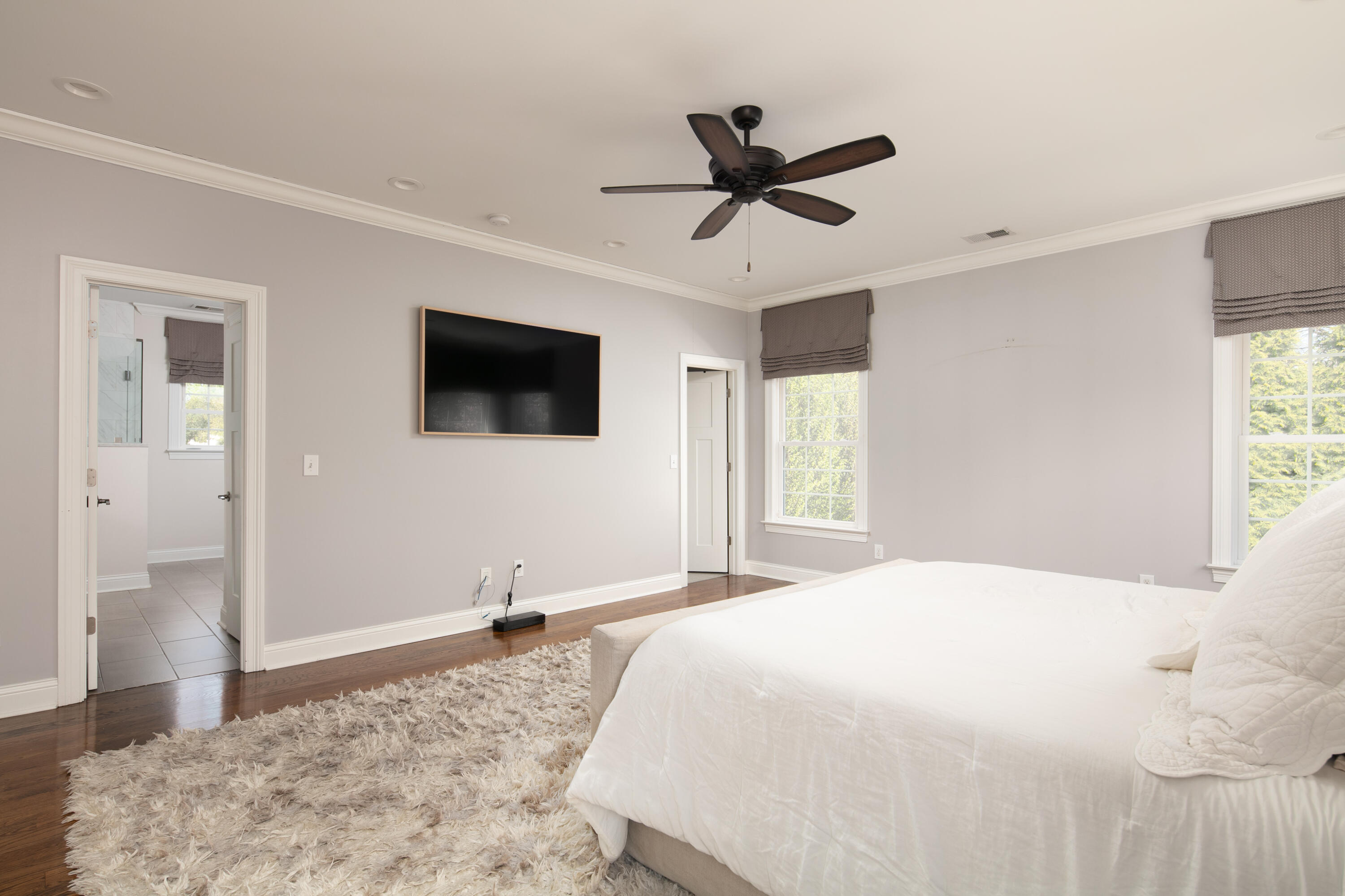 417 Queensway Drive Property Photo 15