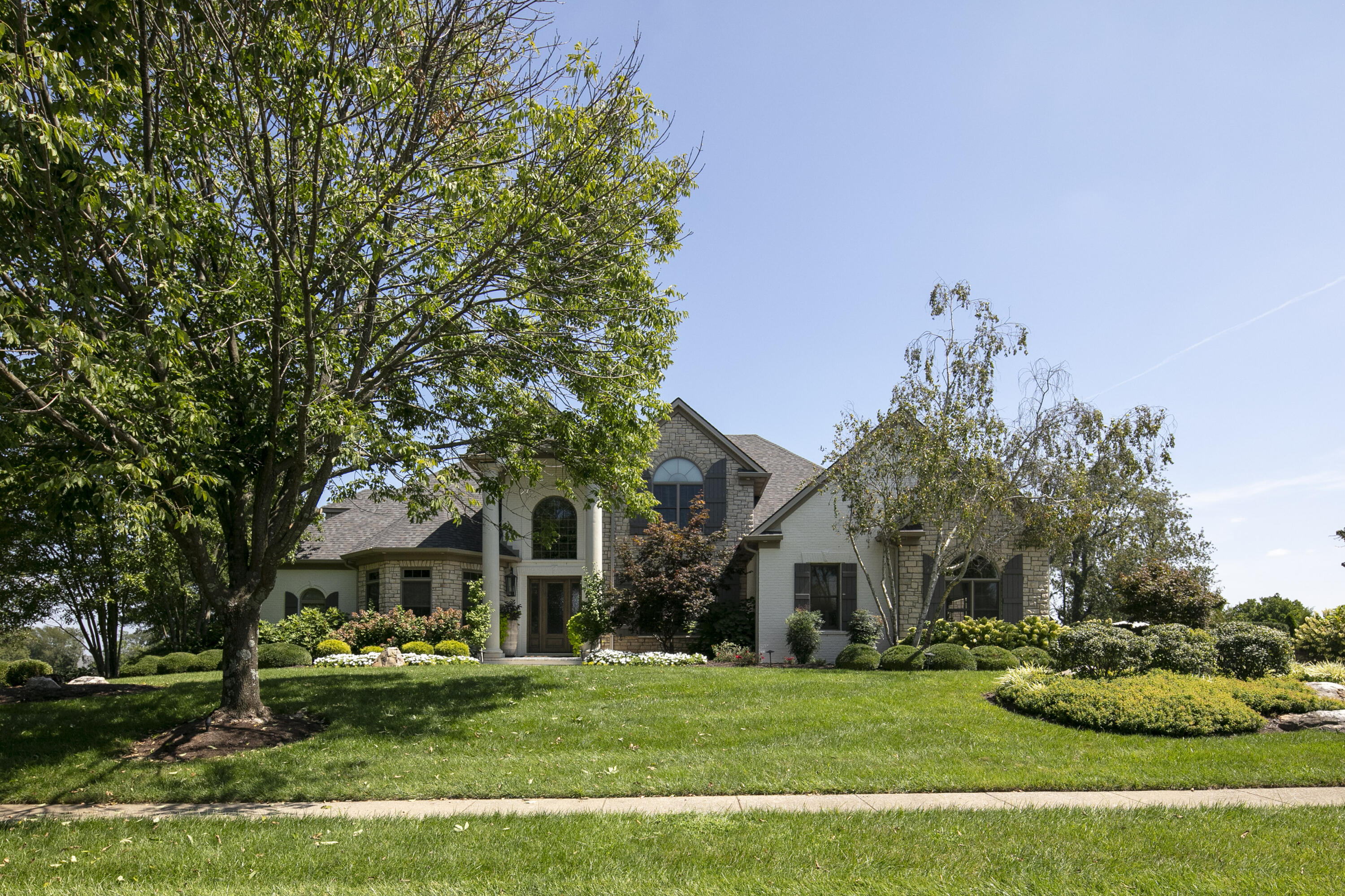 207 Eagle Drive Property Photo 1