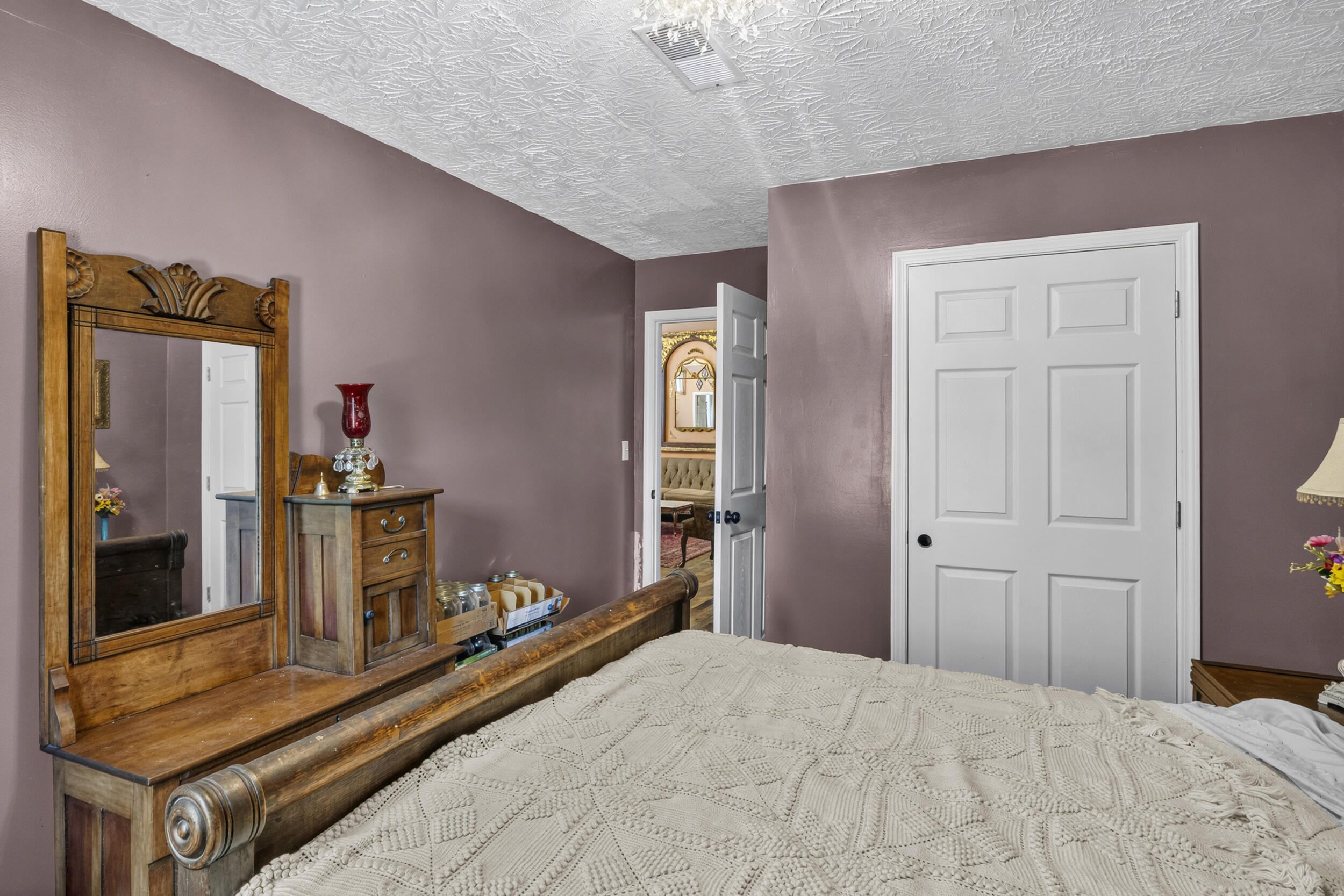 391 Main Street Property Photo 23