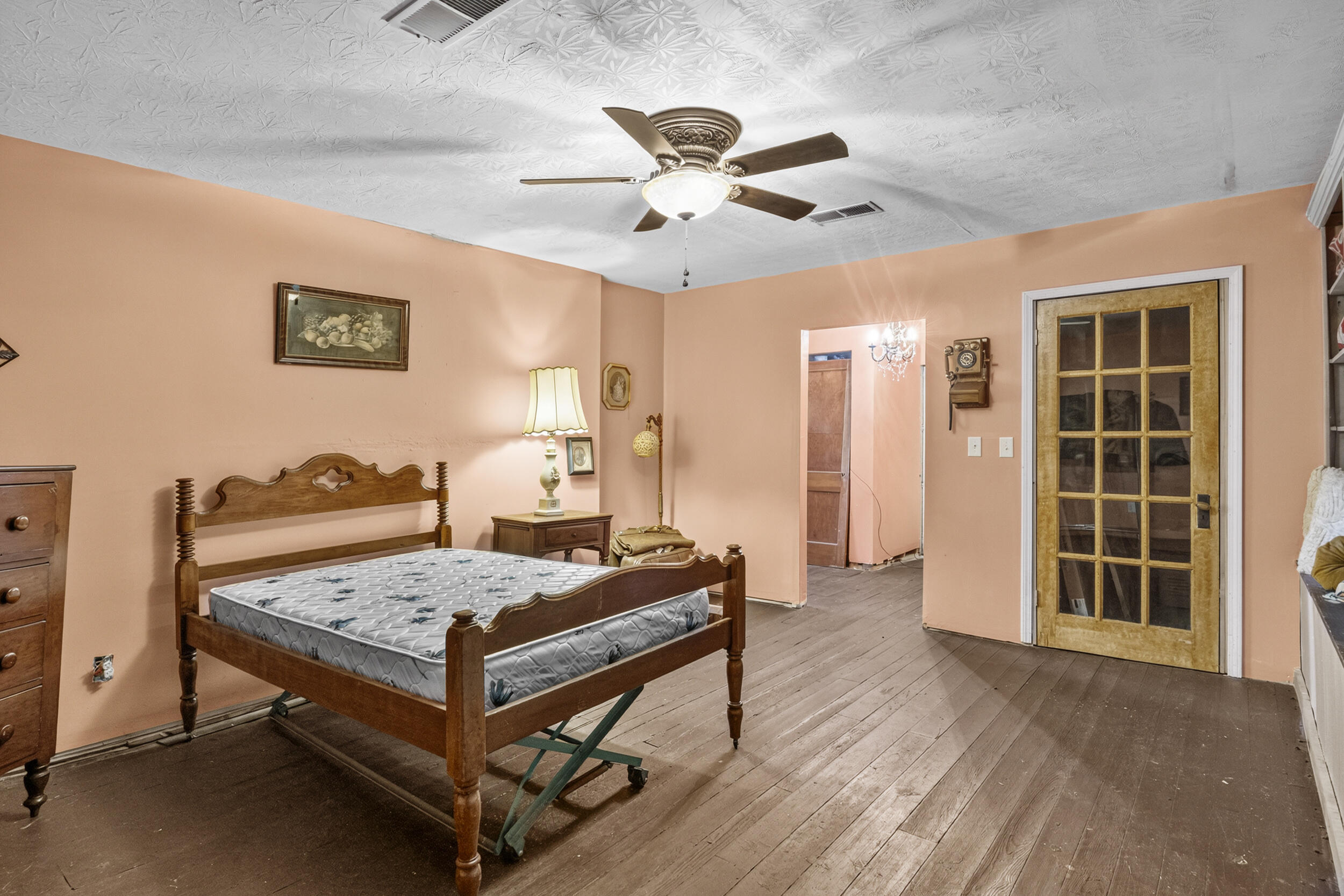 391 Main Street Property Photo 46
