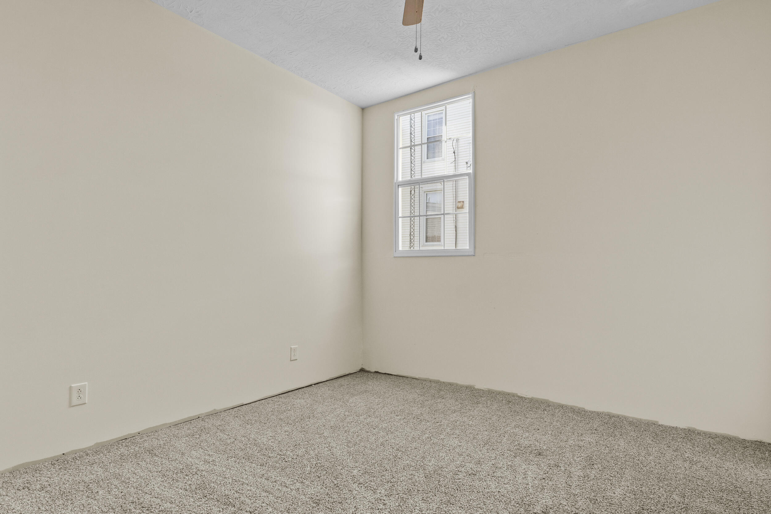 391 Main Street Property Photo 49