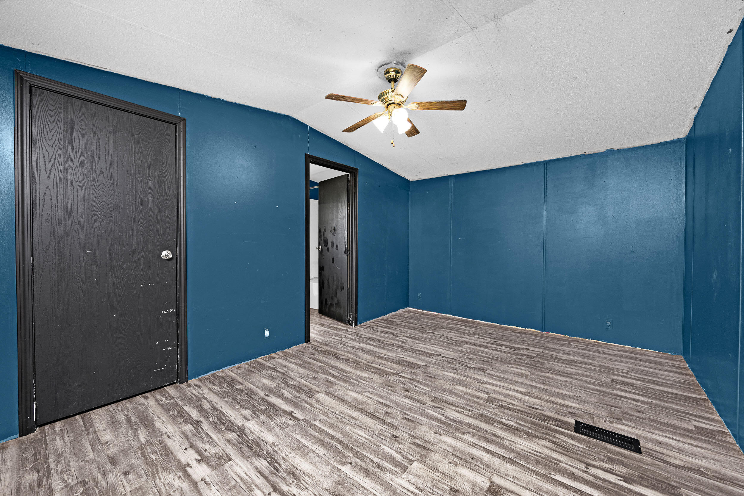 1135 Strong Branch Rd Road Property Photo 18