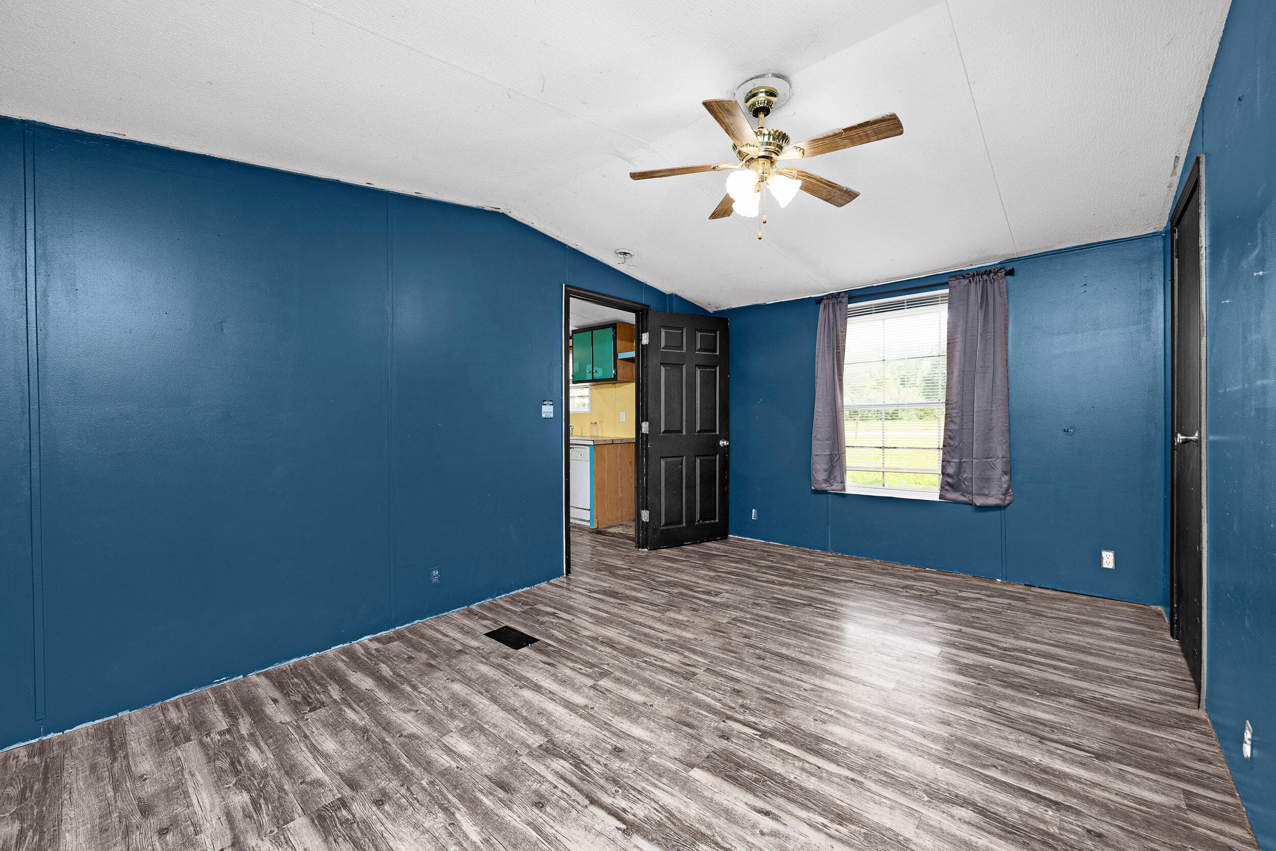 1135 Strong Branch Rd Road Property Photo 19