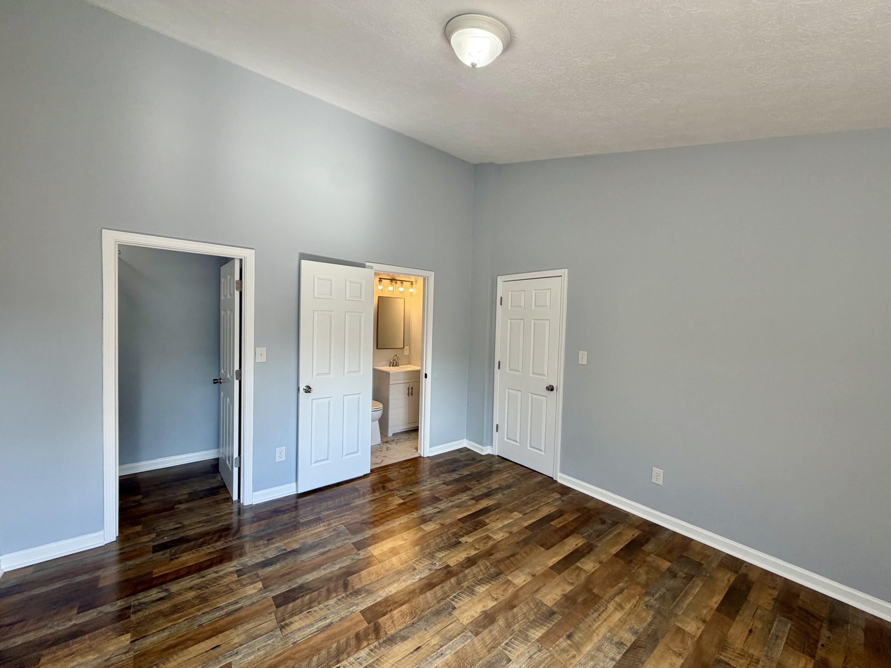 2700 Whitwood Place Property Photo 8