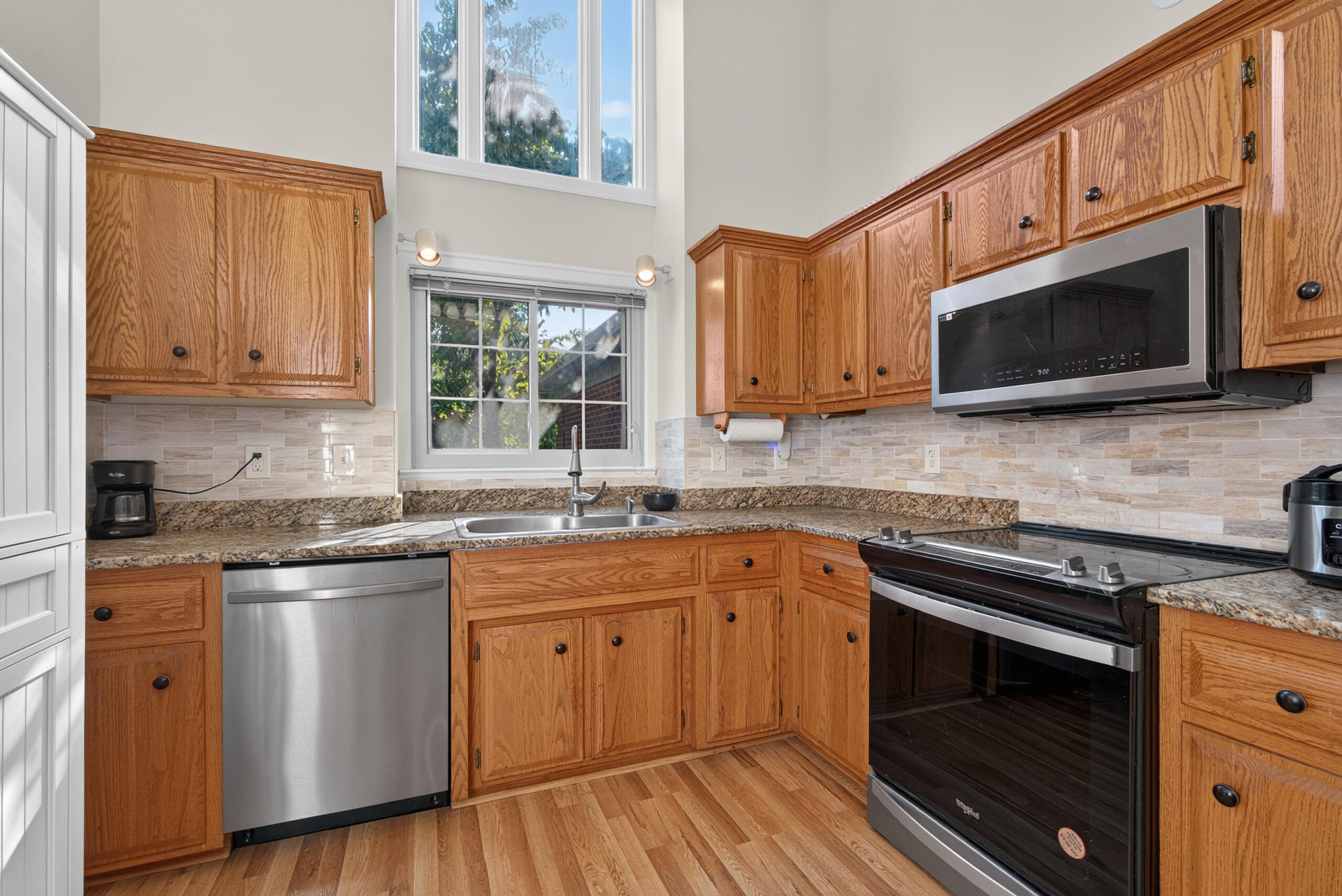 2232 Stone Garden Lane Property Photo 7