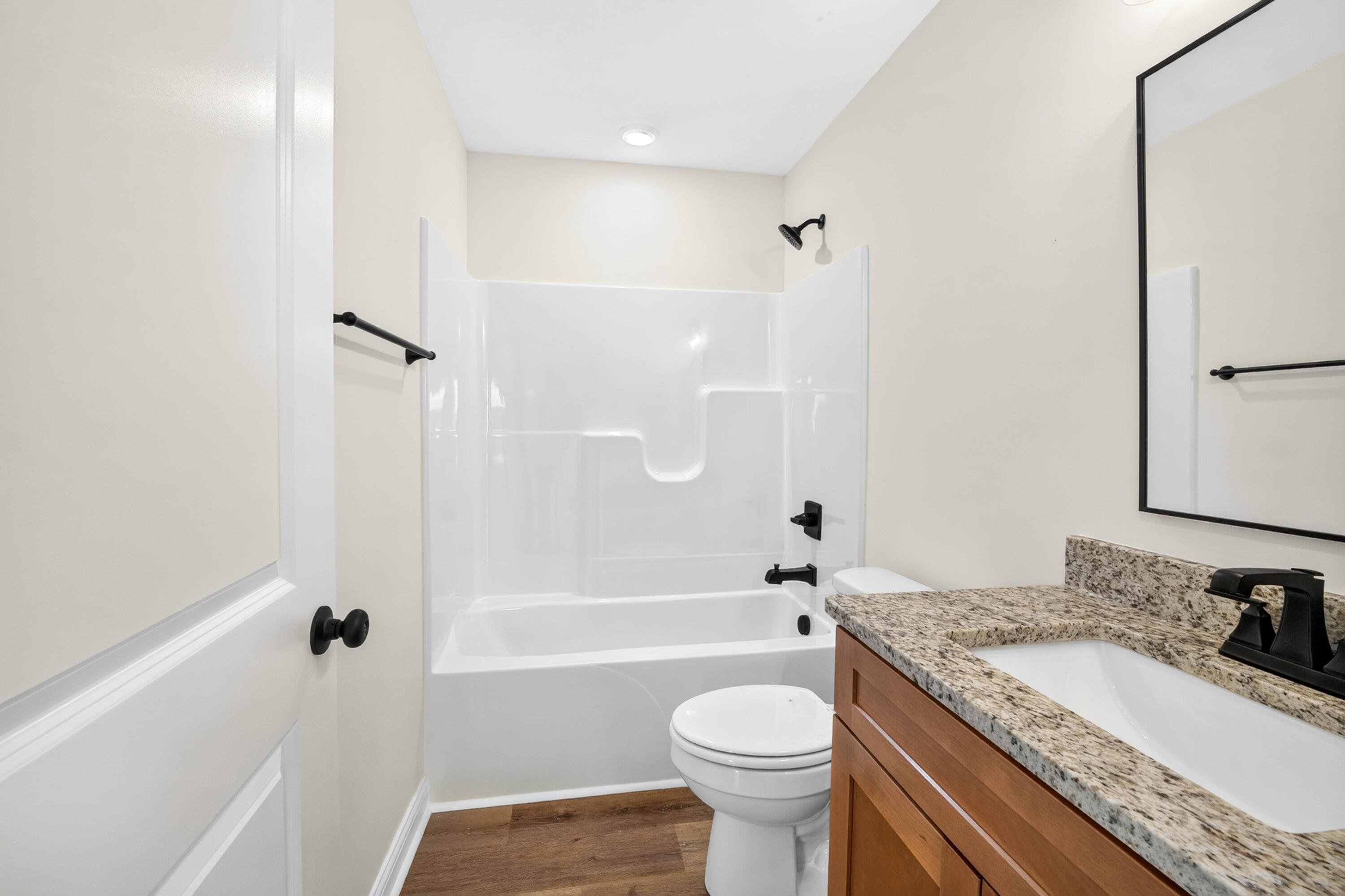 412 Lands End Drive Property Photo 14