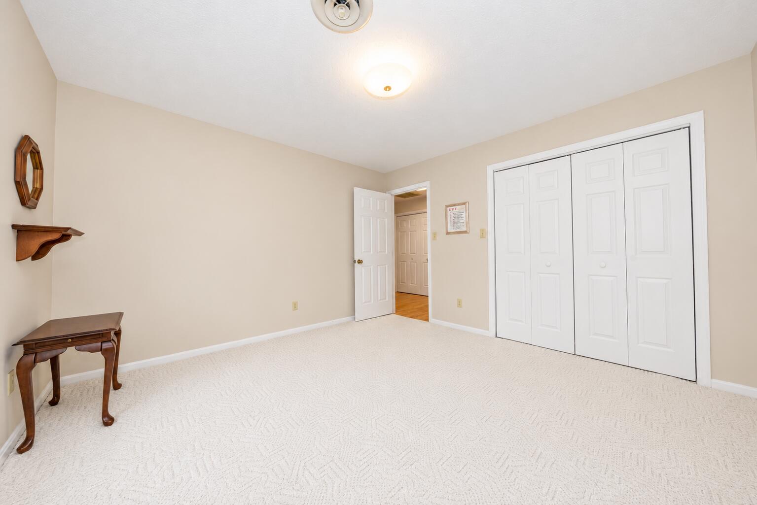 121 Quail Run Property Photo 15