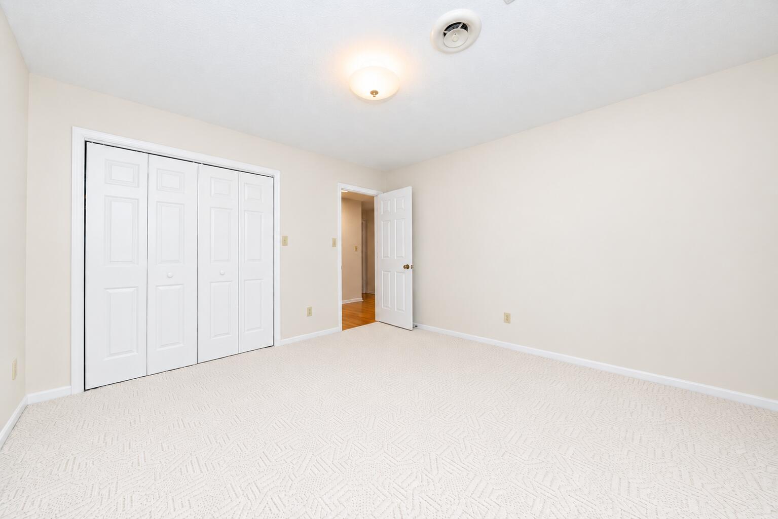 121 Quail Run Property Photo 17