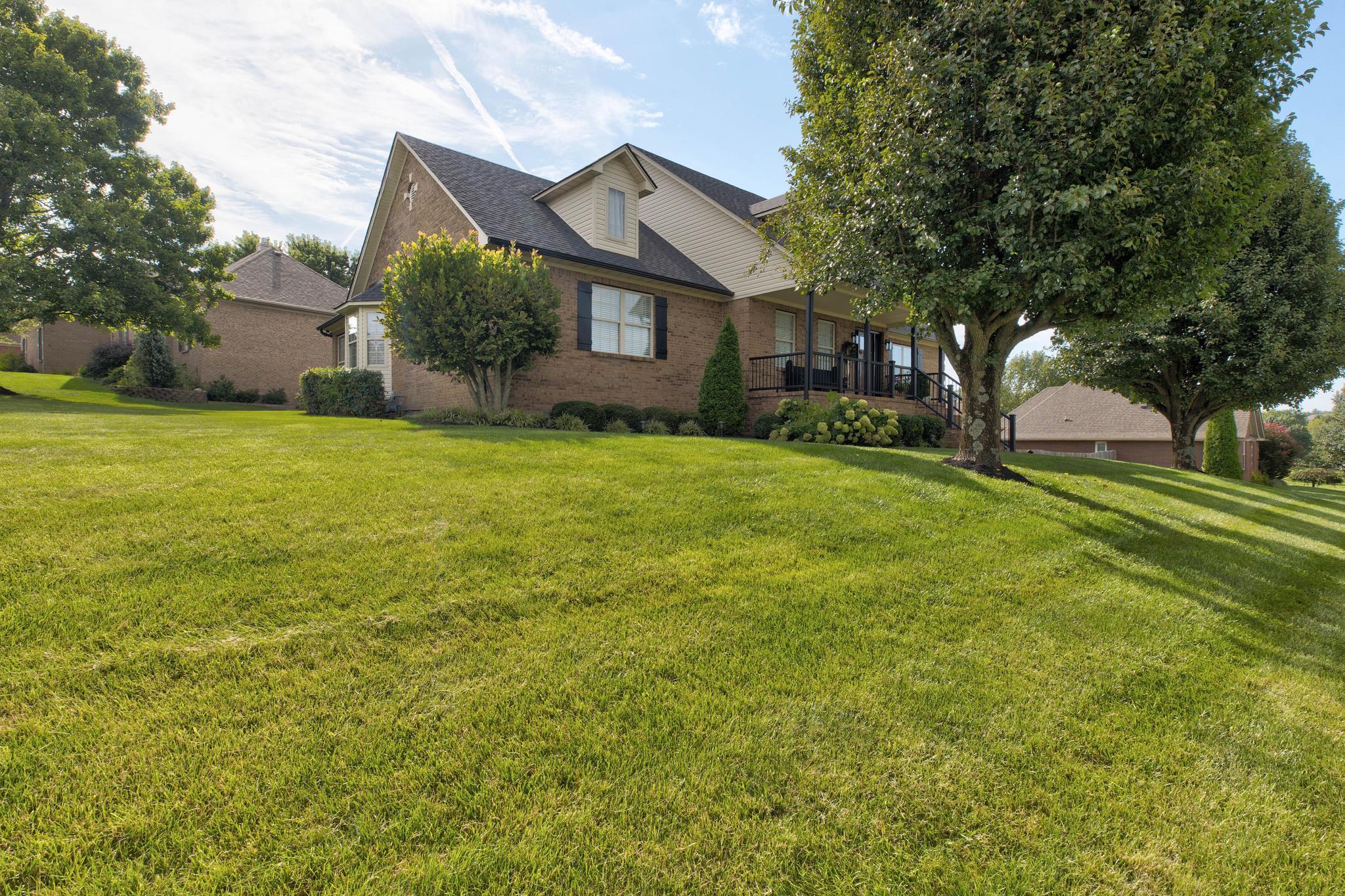 123 Winterberry Circle Property Photo 4