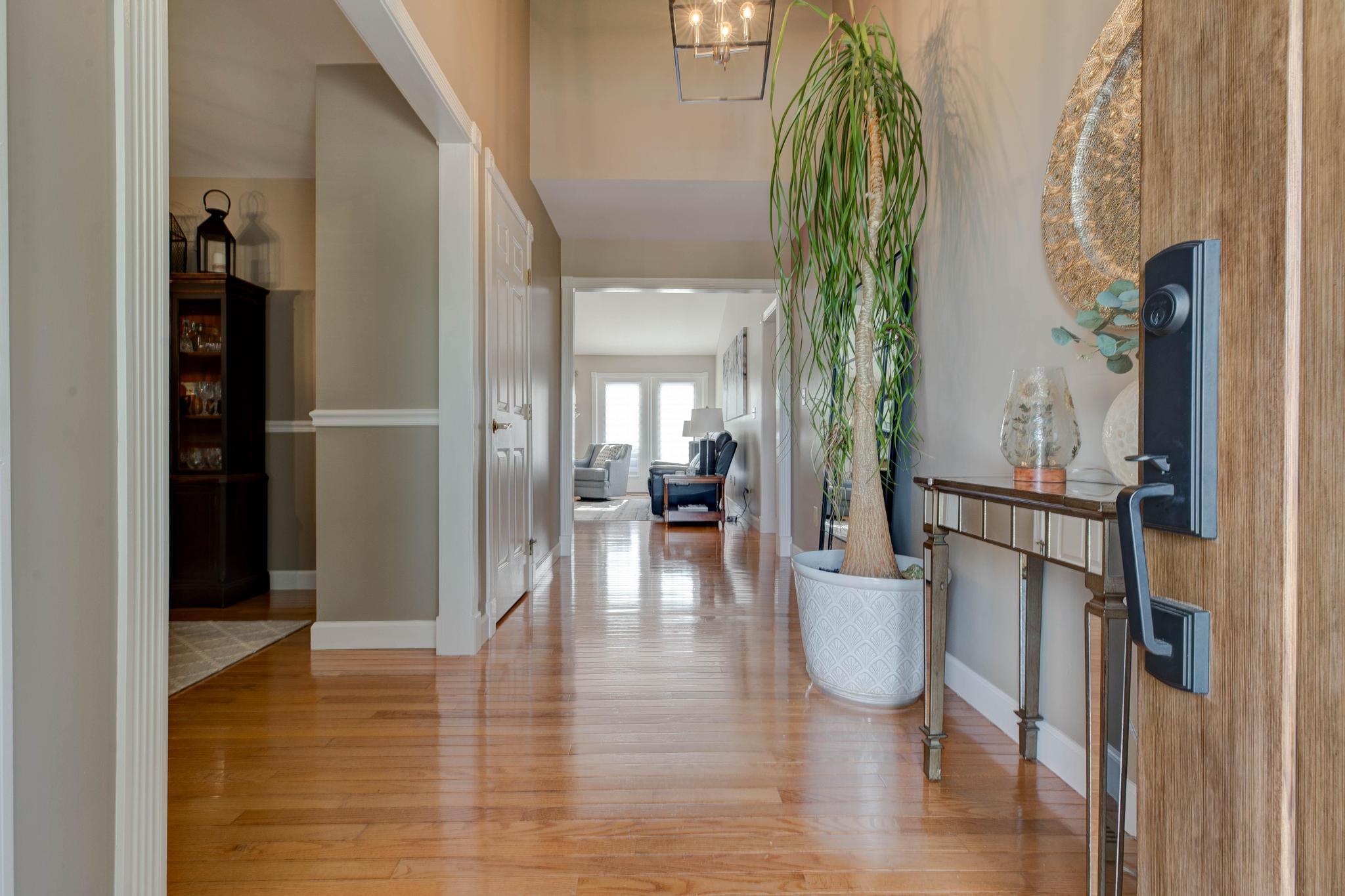 123 Winterberry Circle Property Photo 8