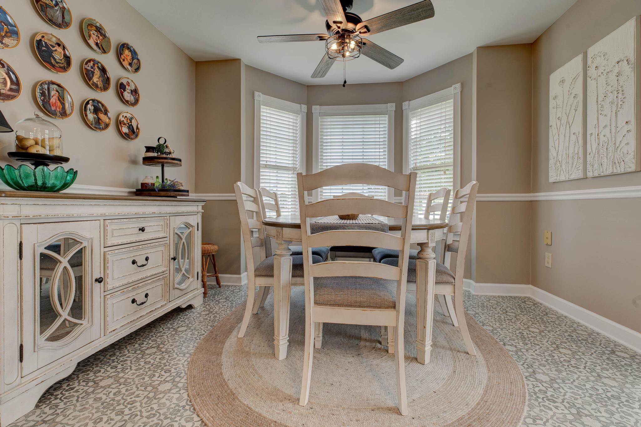123 Winterberry Circle Property Photo 15