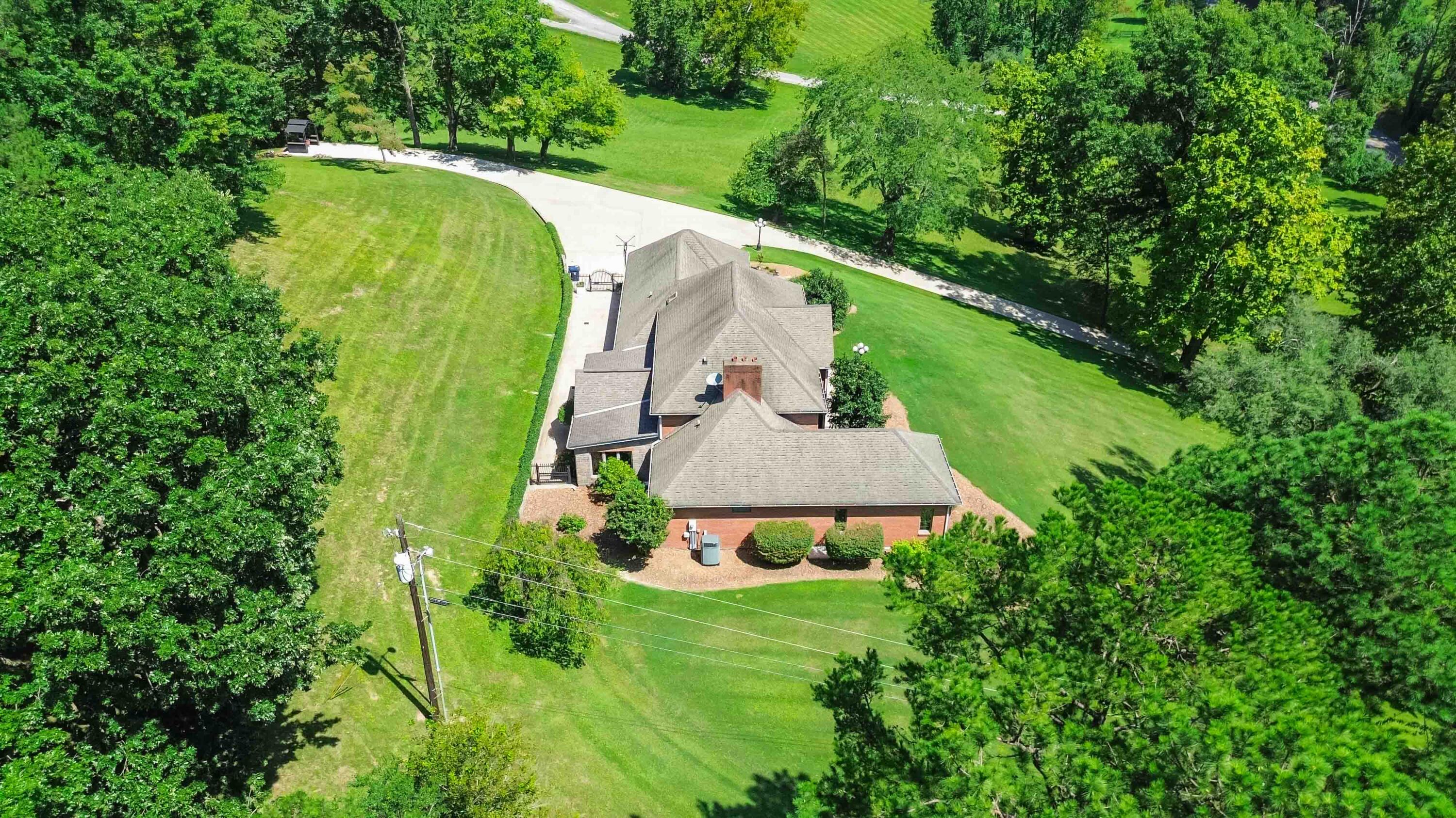 217 Moren Road Property Photo 17