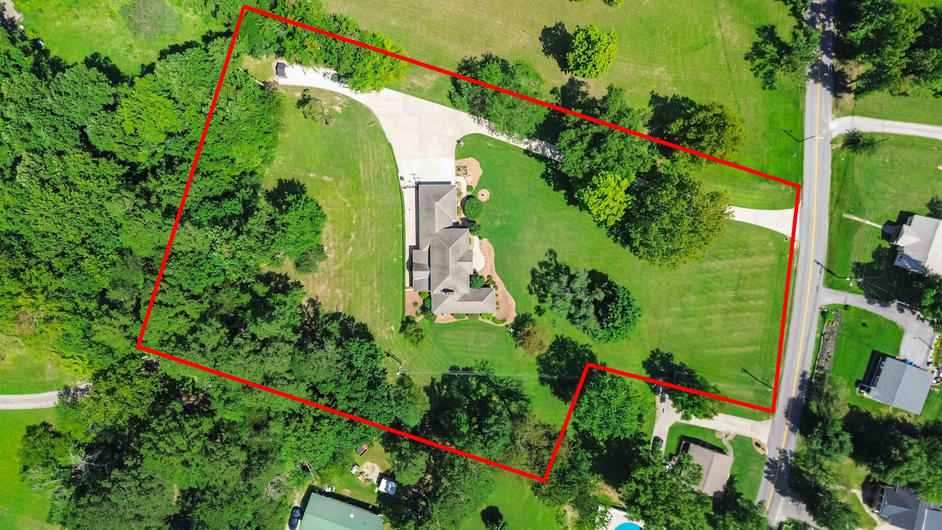 217 Moren Road Property Photo 20