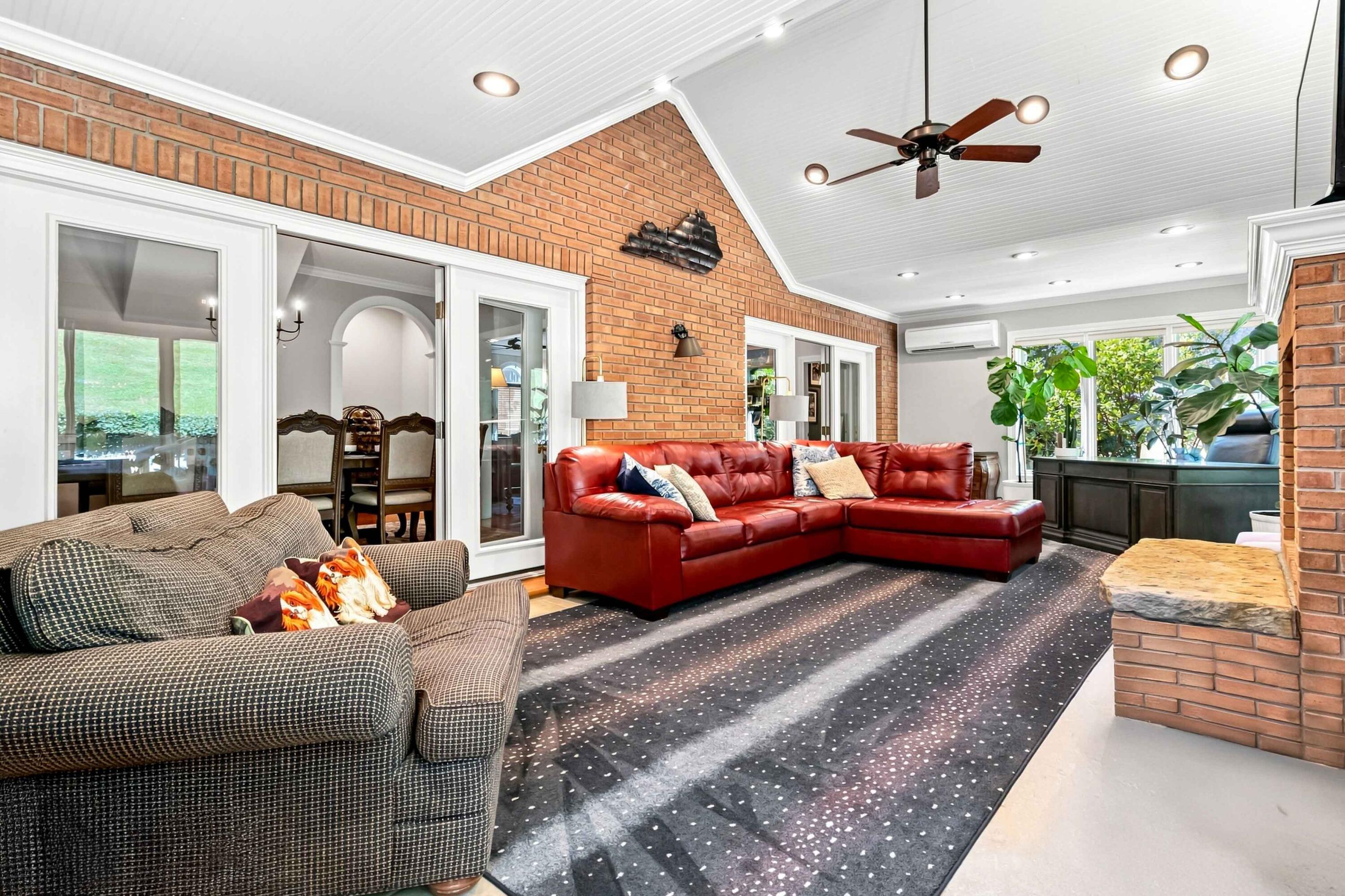 217 Moren Road Property Photo 44