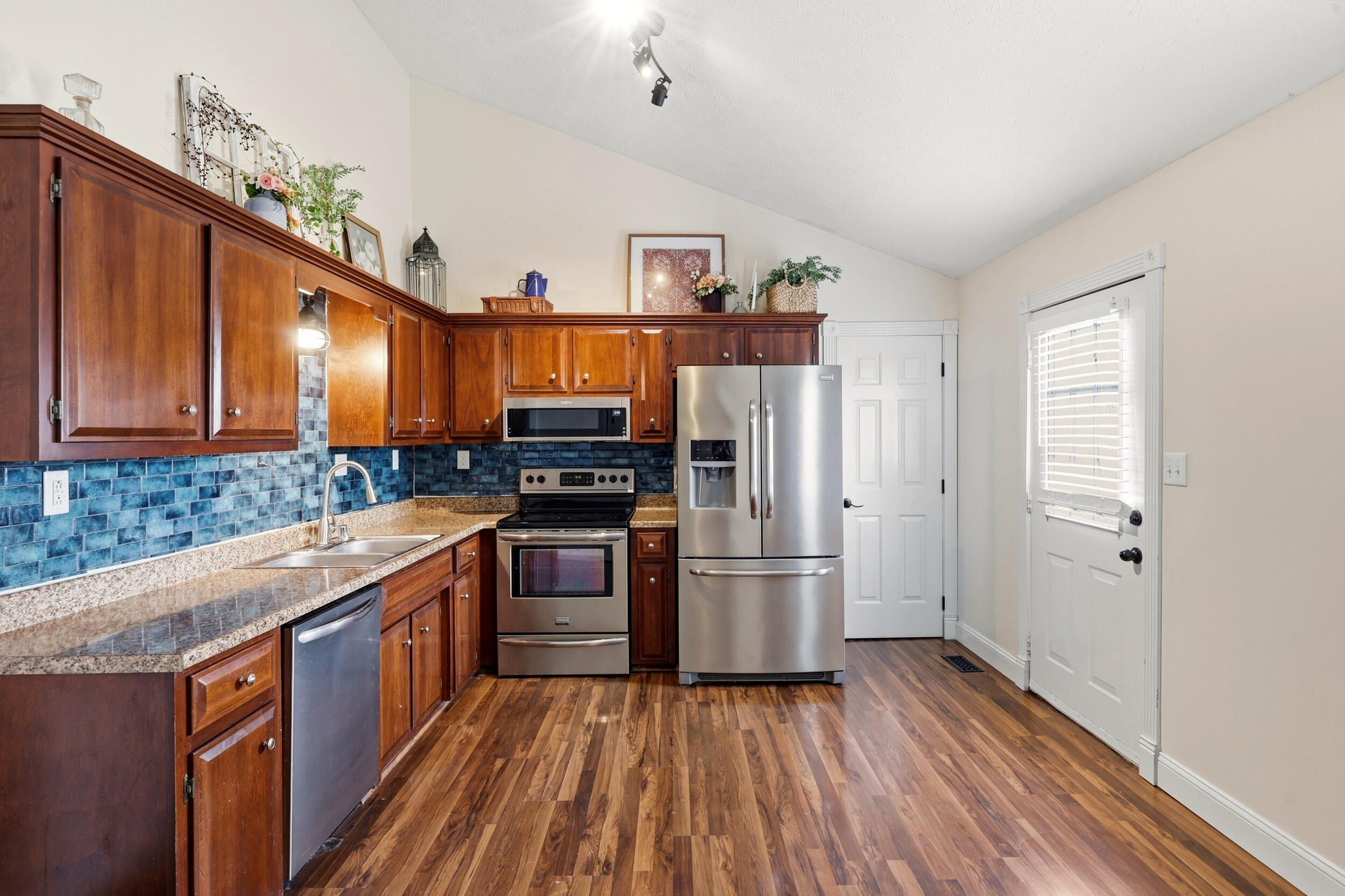 1064 Jenny Lillard Road Property Photo 17
