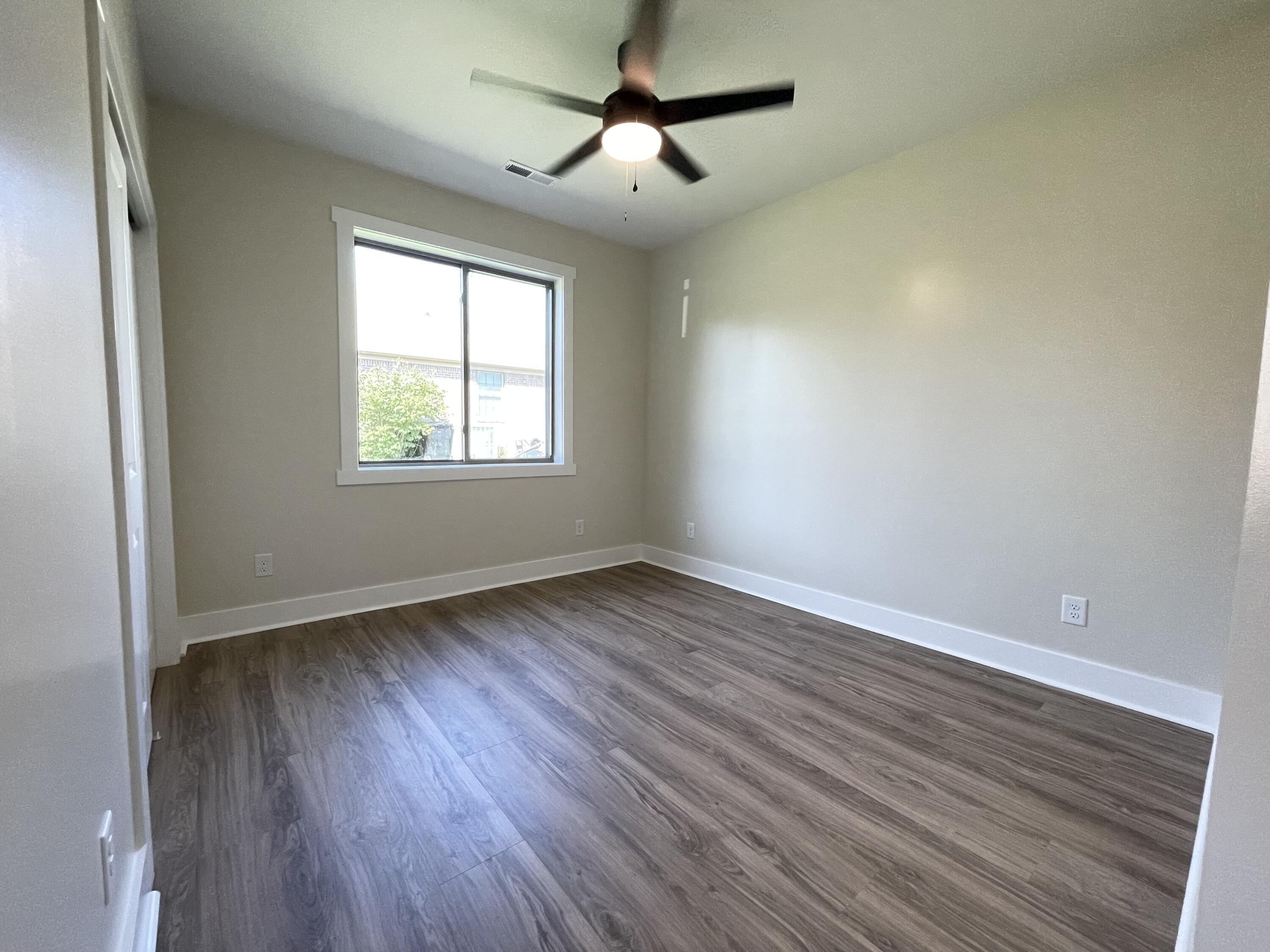 165 Tomahawk Boulevard Property Photo 17