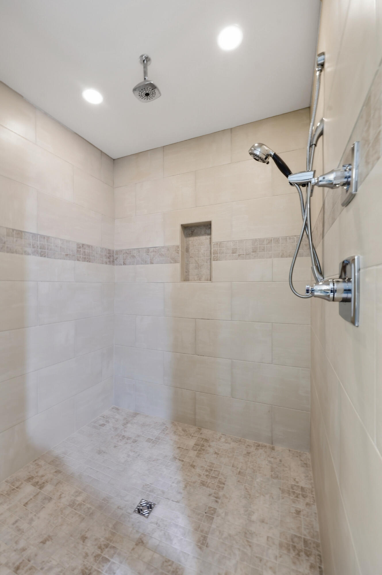 211 Mcdowell Road Property Photo 27