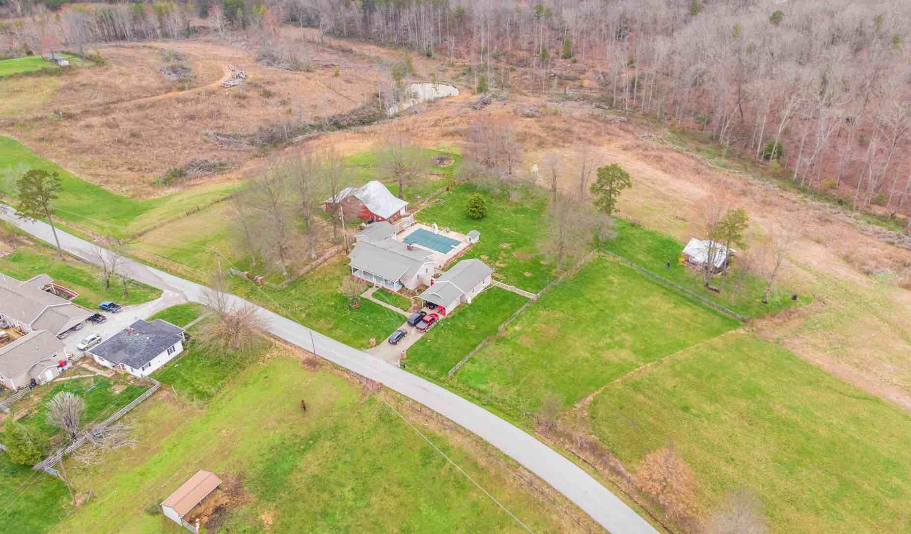 296 Keavy Craigs Creek Road Property Photo 7