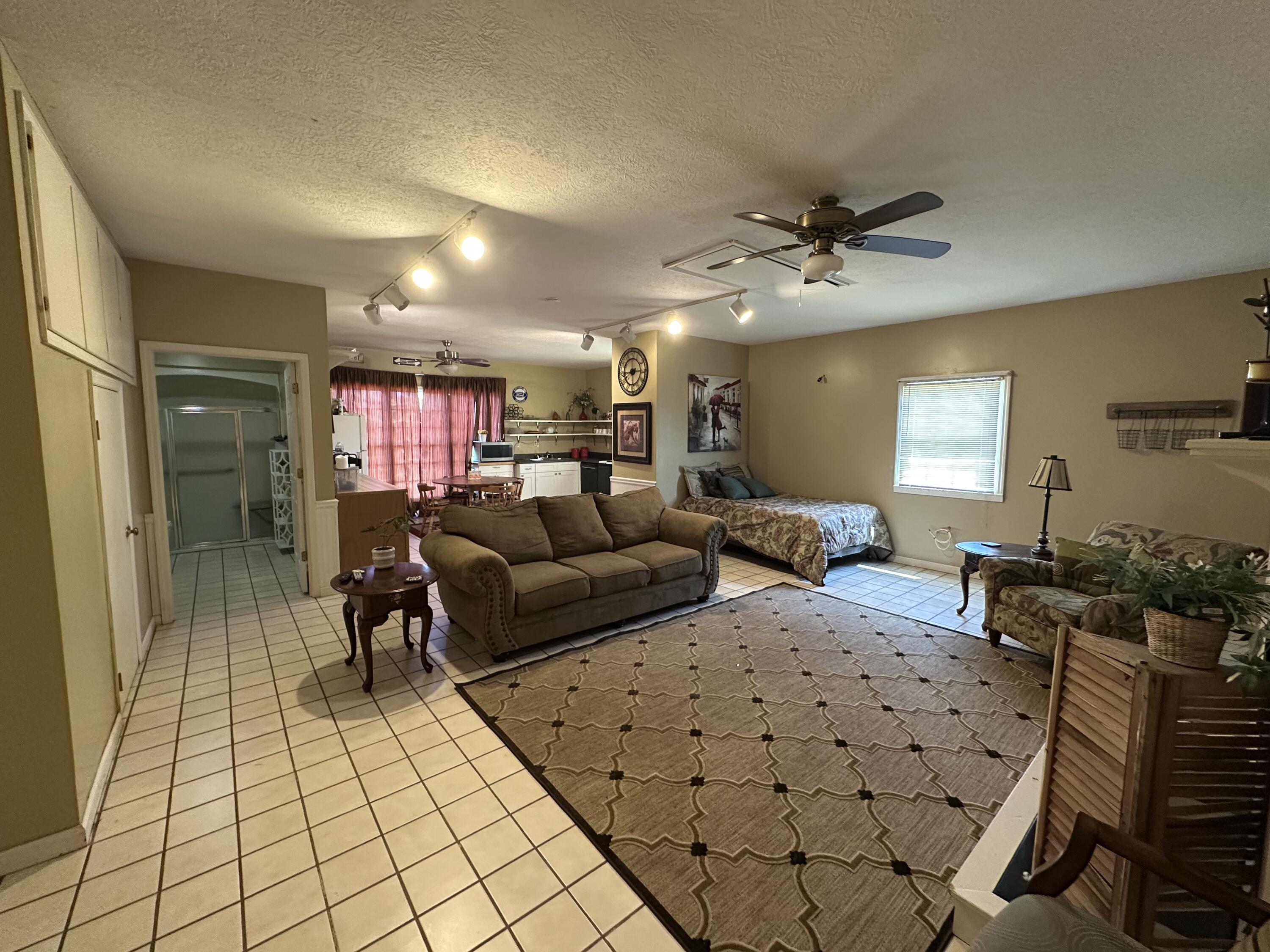 296 Keavy Craigs Creek Road Property Photo 46
