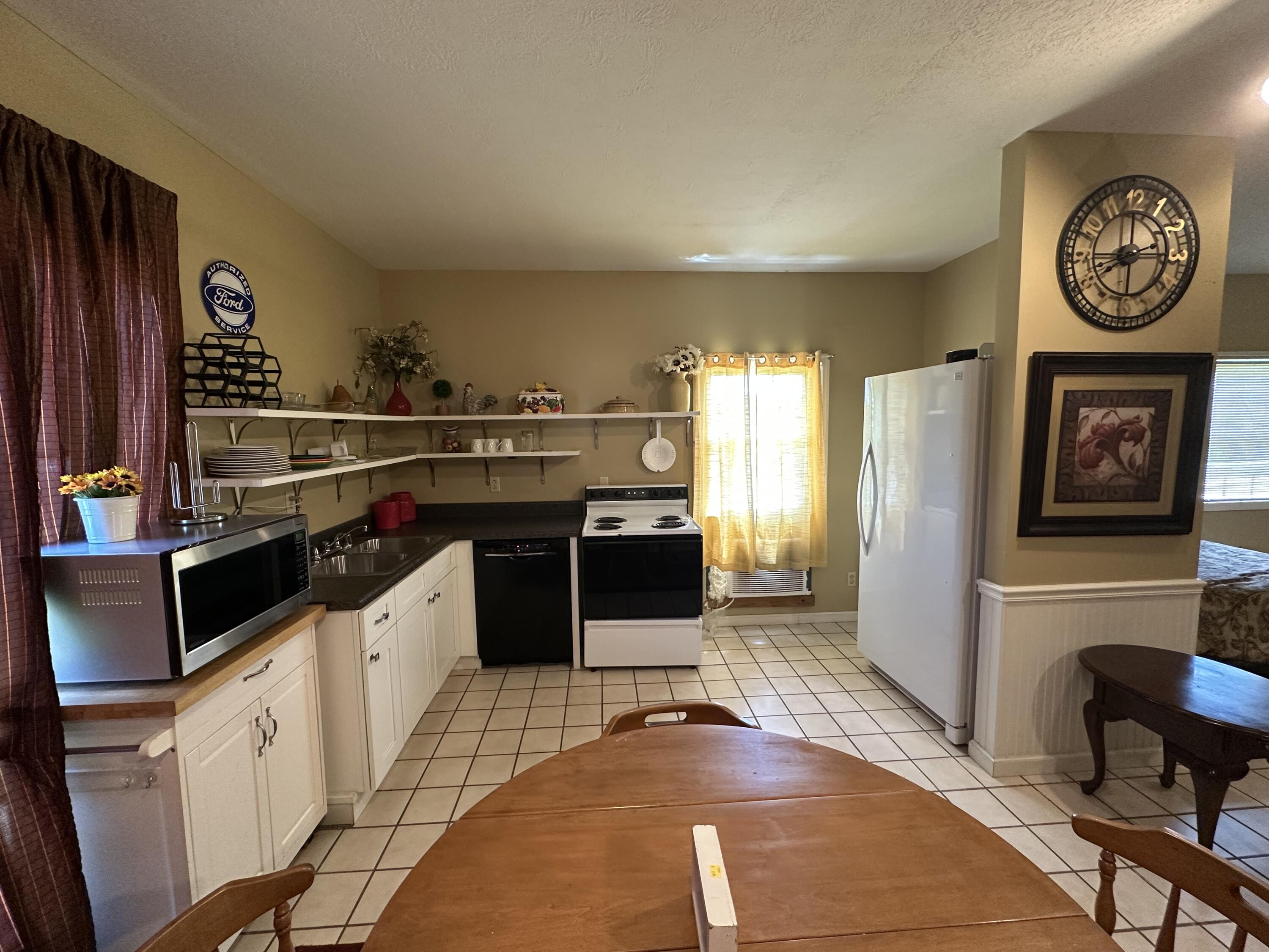 296 Keavy Craigs Creek Road Property Photo 48