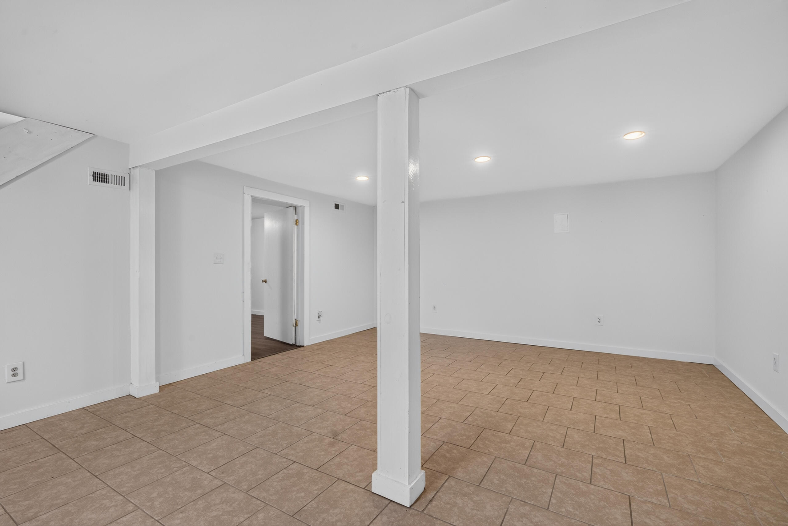 228 Laurel Lane Property Photo 20