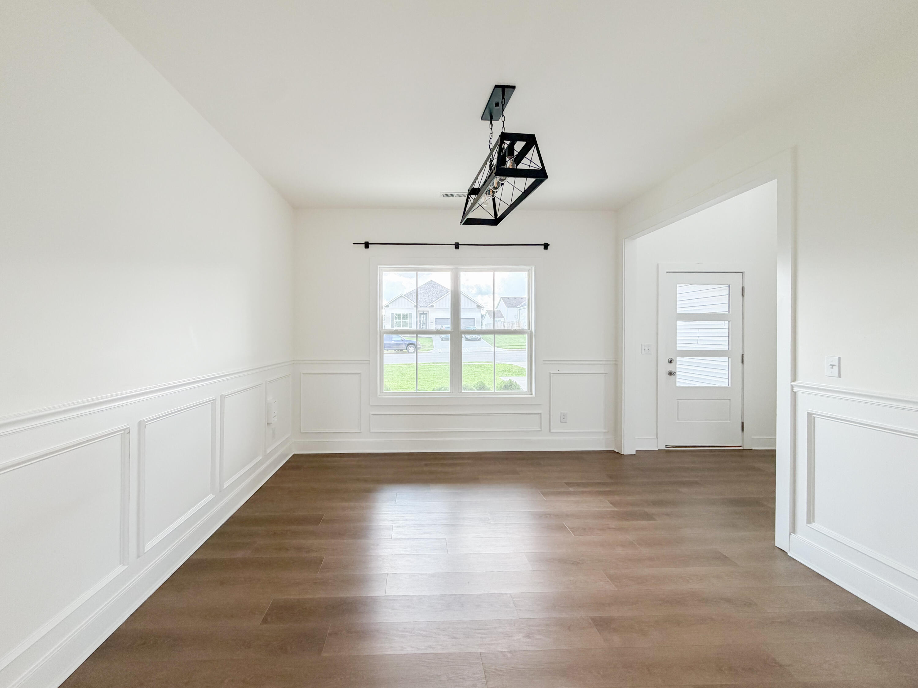 208 Skaggs Boulevard Property Photo 8