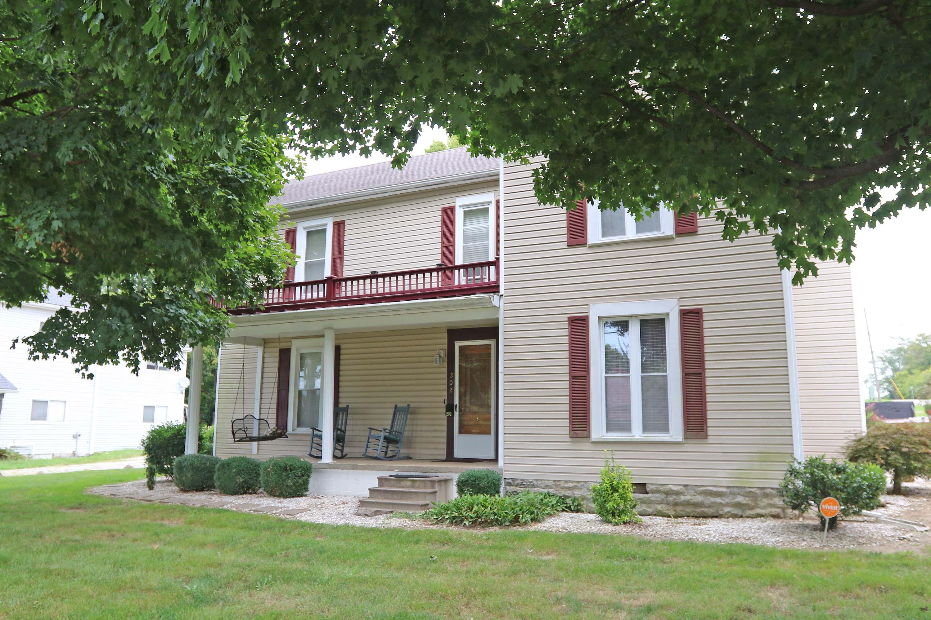 202 Chambers Avenue Property Photo 2