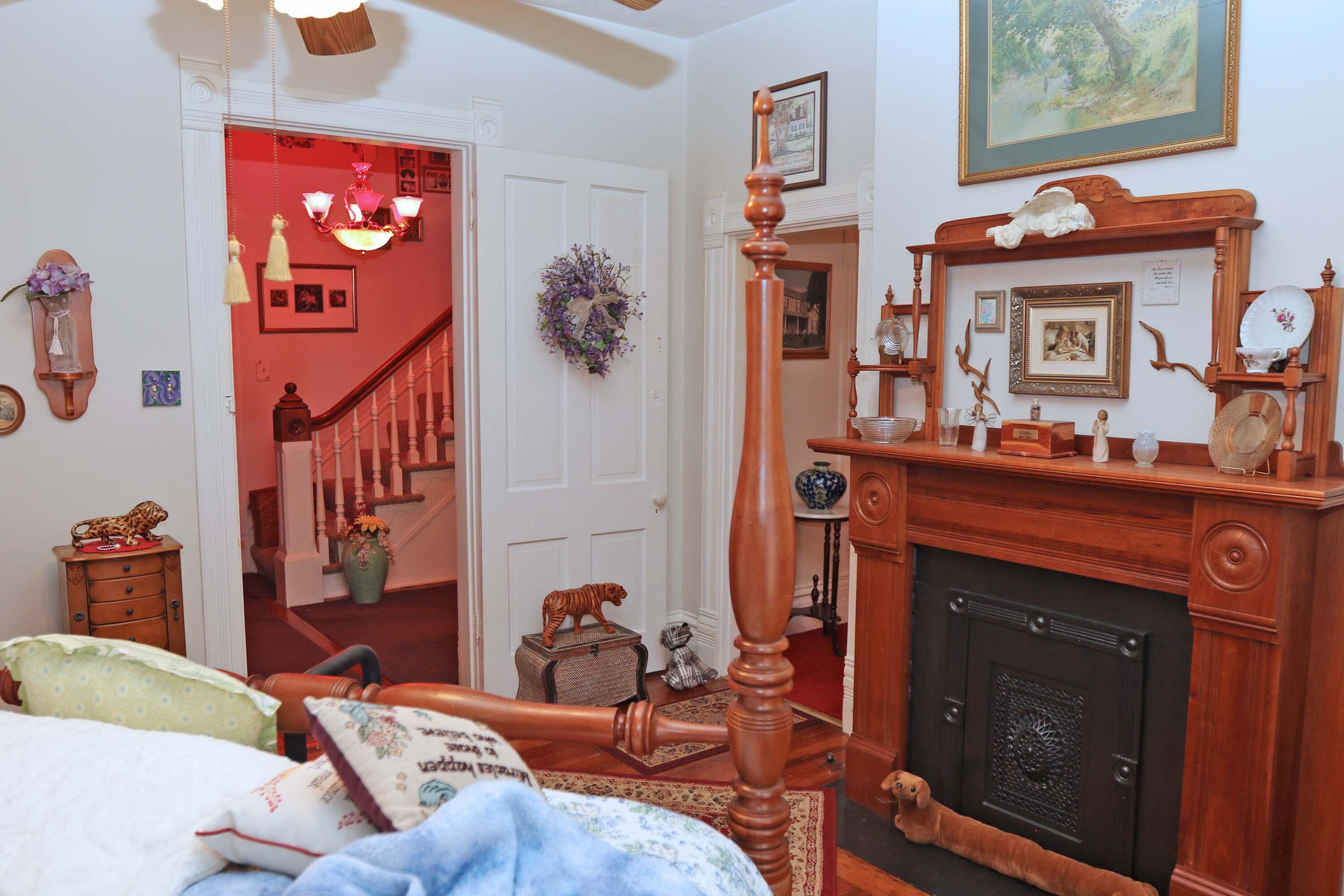 202 Chambers Avenue Property Photo 8