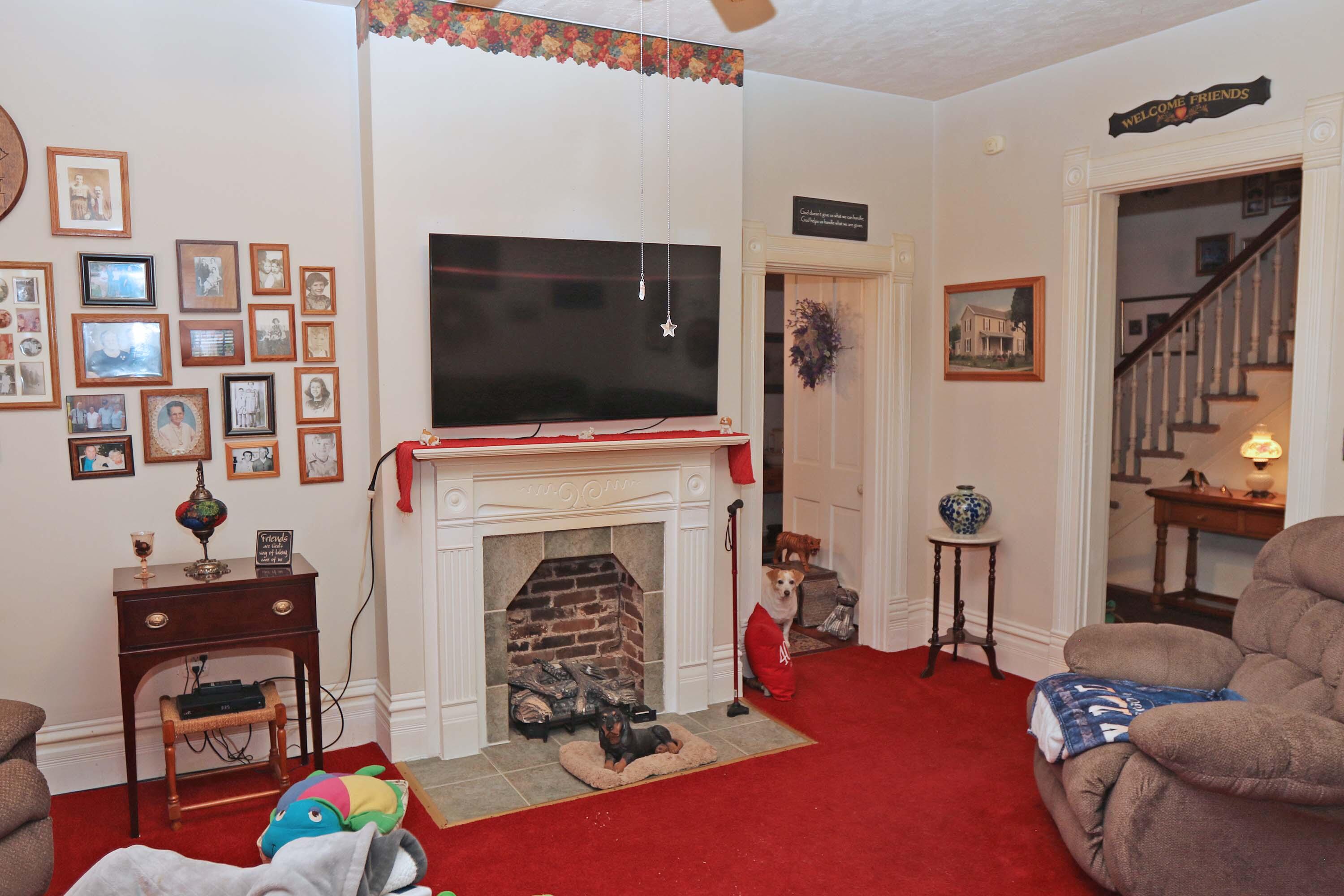 202 Chambers Avenue Property Photo 10