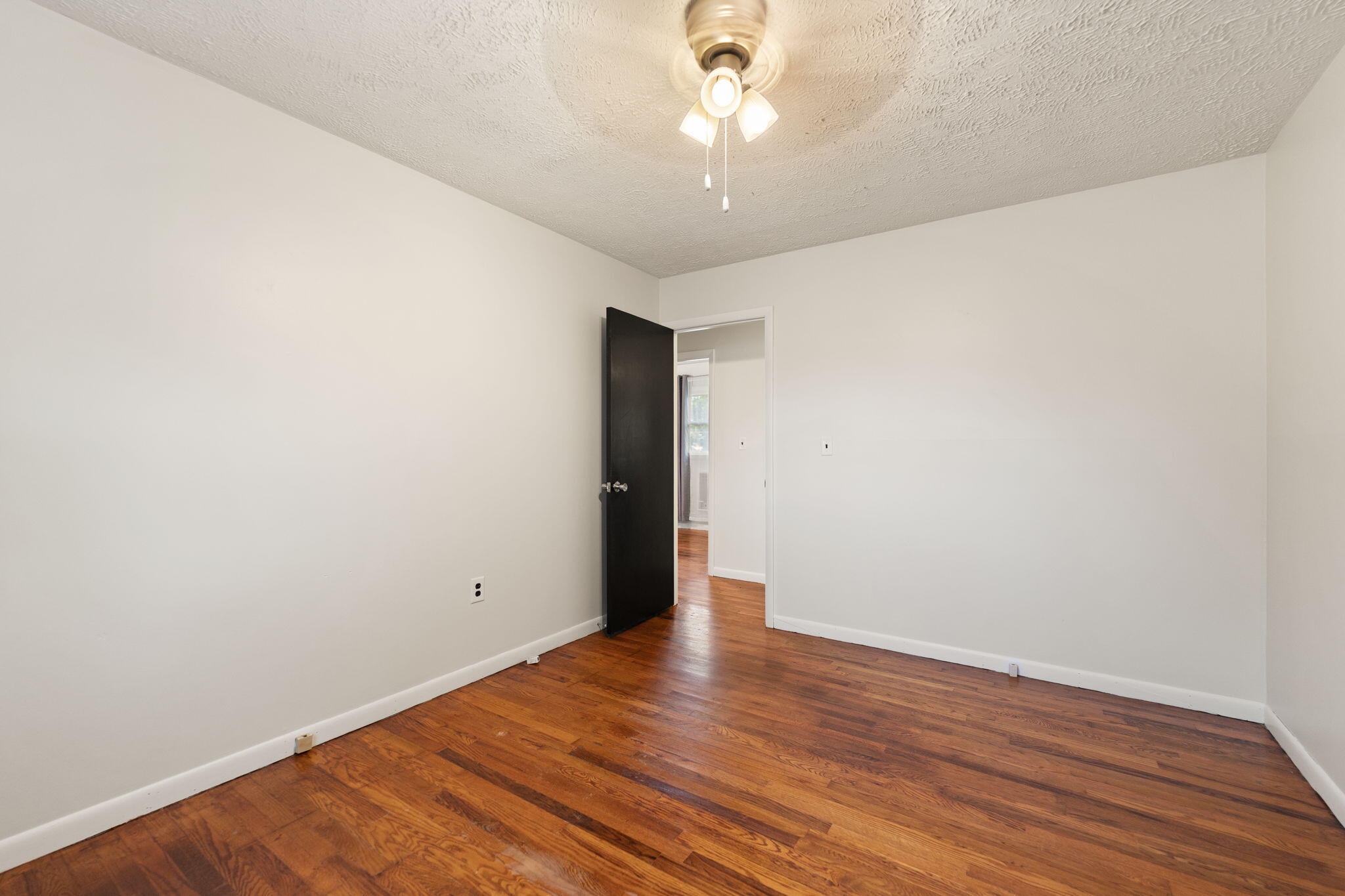 817 S Horseshoe Drive Property Photo 33