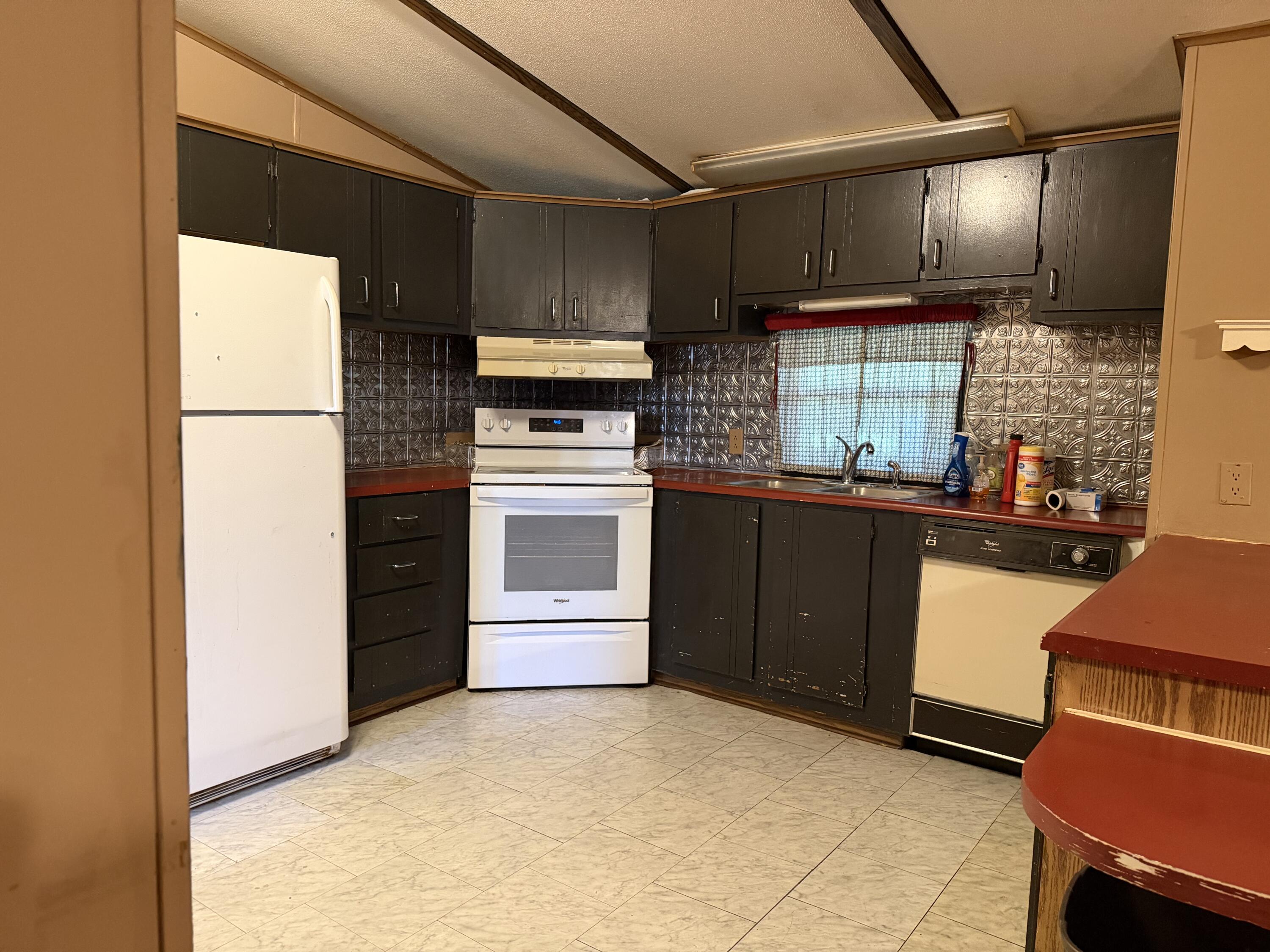 1567 Ky-339 Property Photo 14