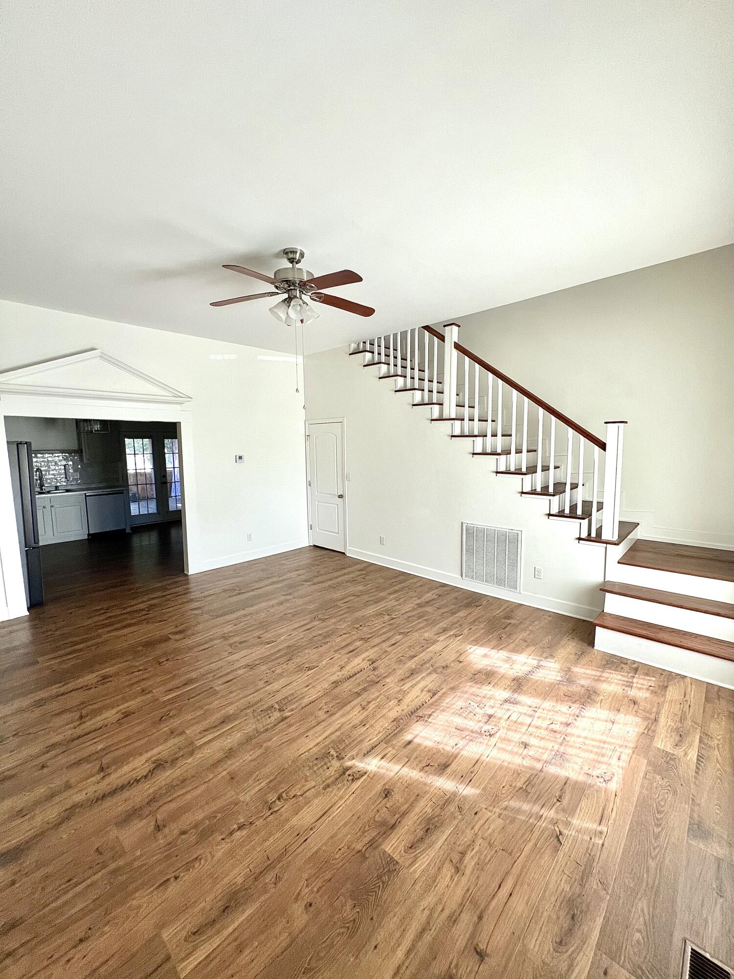 516 S 3rd Street Property Photo 4