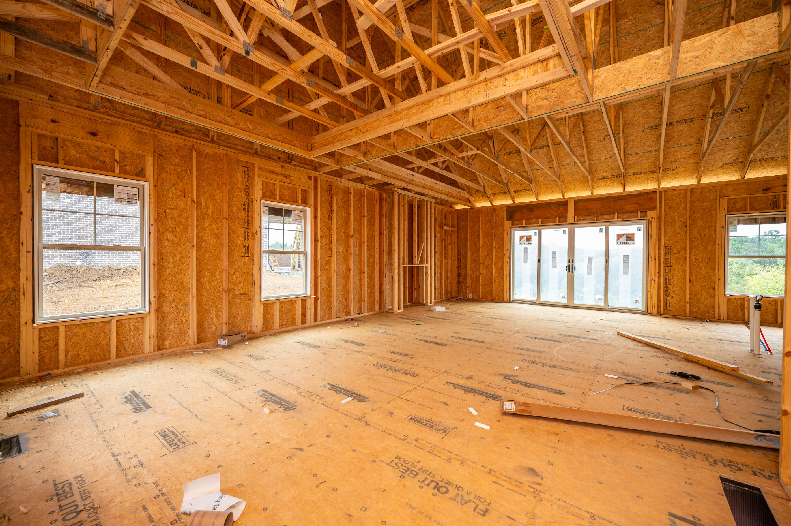 317 Circle Point Drive Property Photo 5