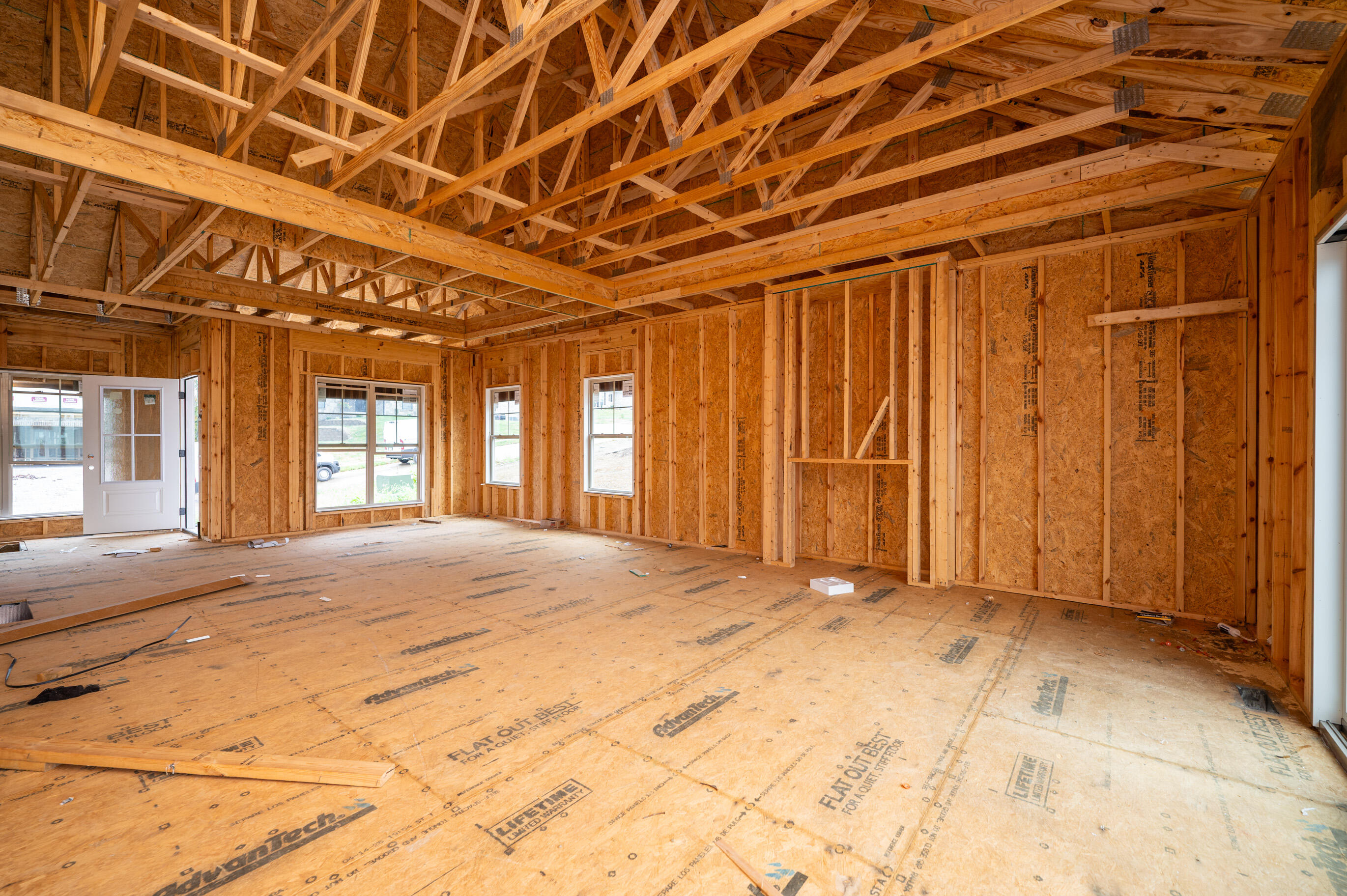 317 Circle Point Drive Property Photo 8