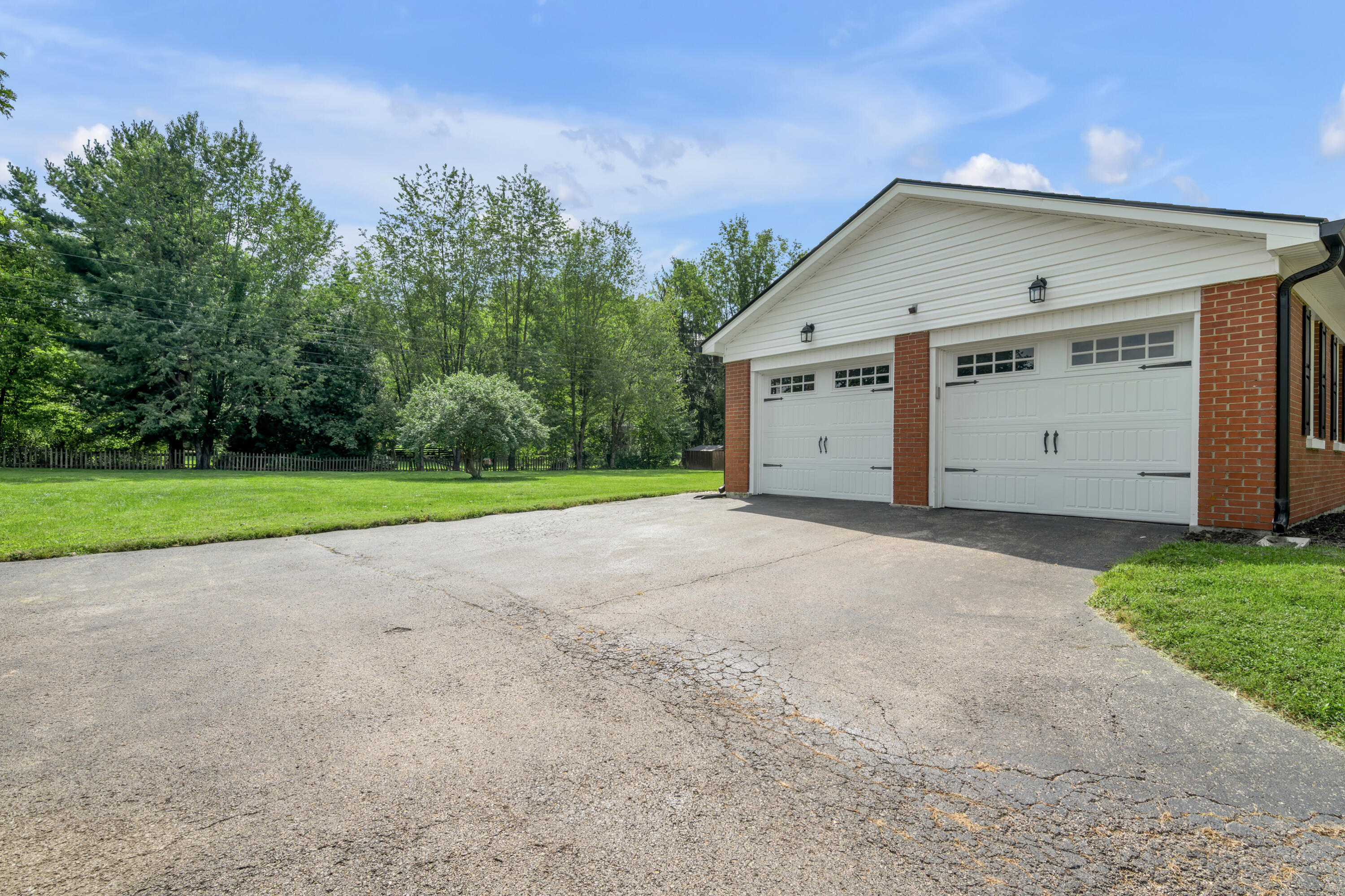 110 Gaybourne Way Property Photo 39