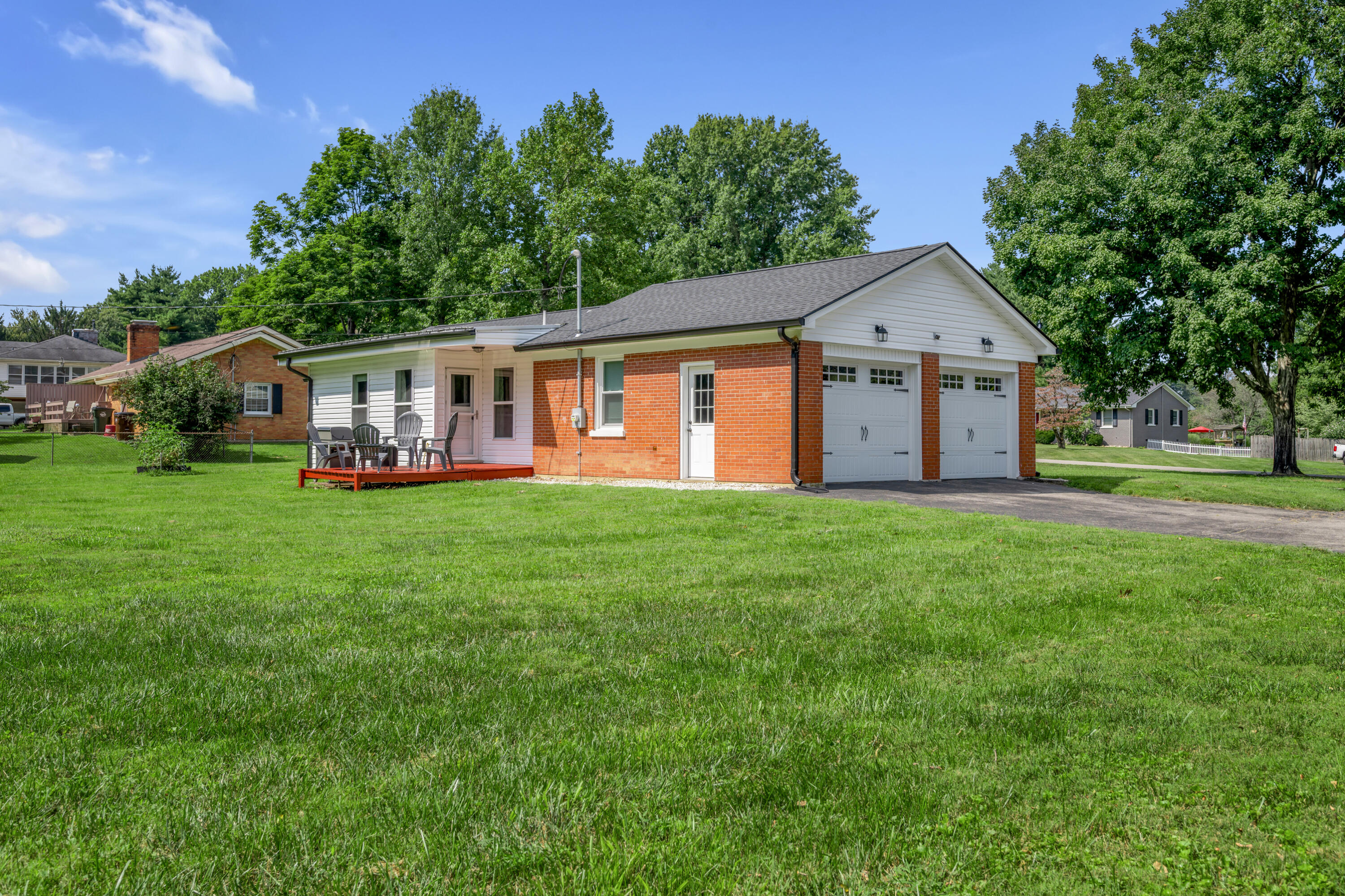 110 Gaybourne Way Property Photo 41
