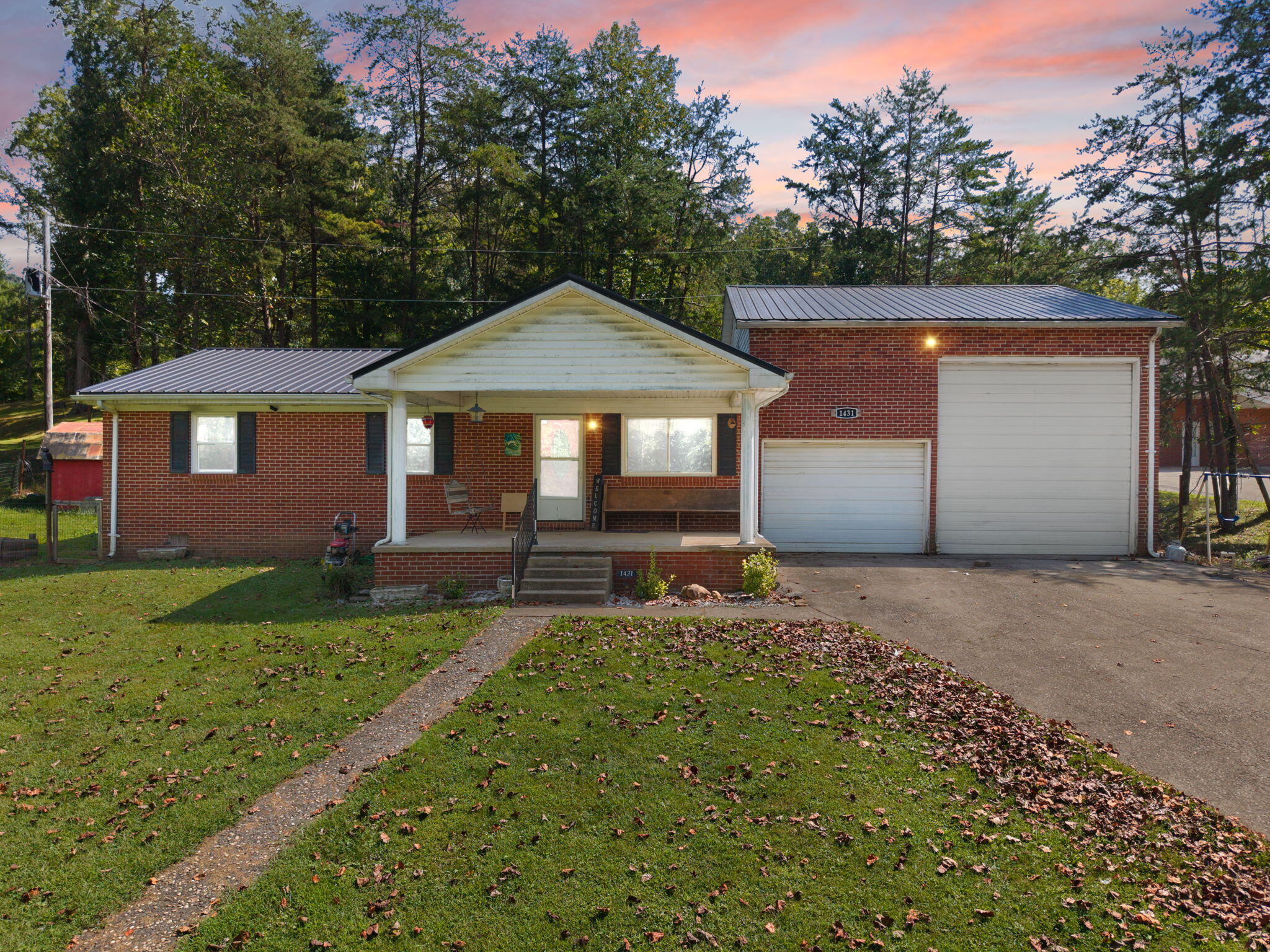 1431 Brush Creek Road Property Photo 1