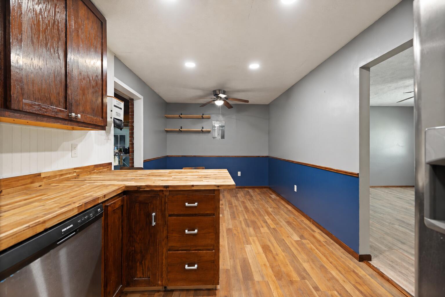 1431 Brush Creek Road Property Photo 9