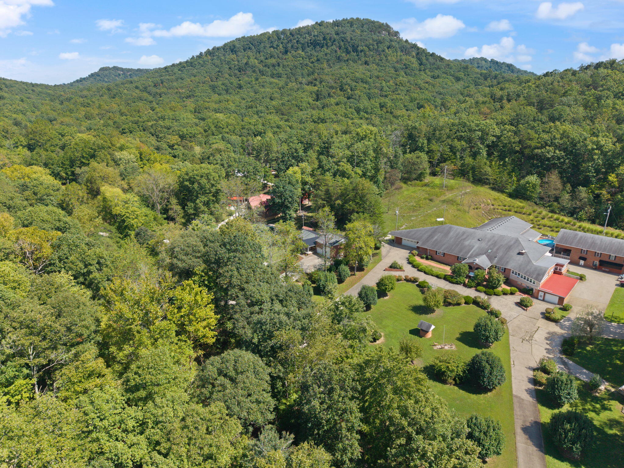 1431 Brush Creek Road Property Photo 31