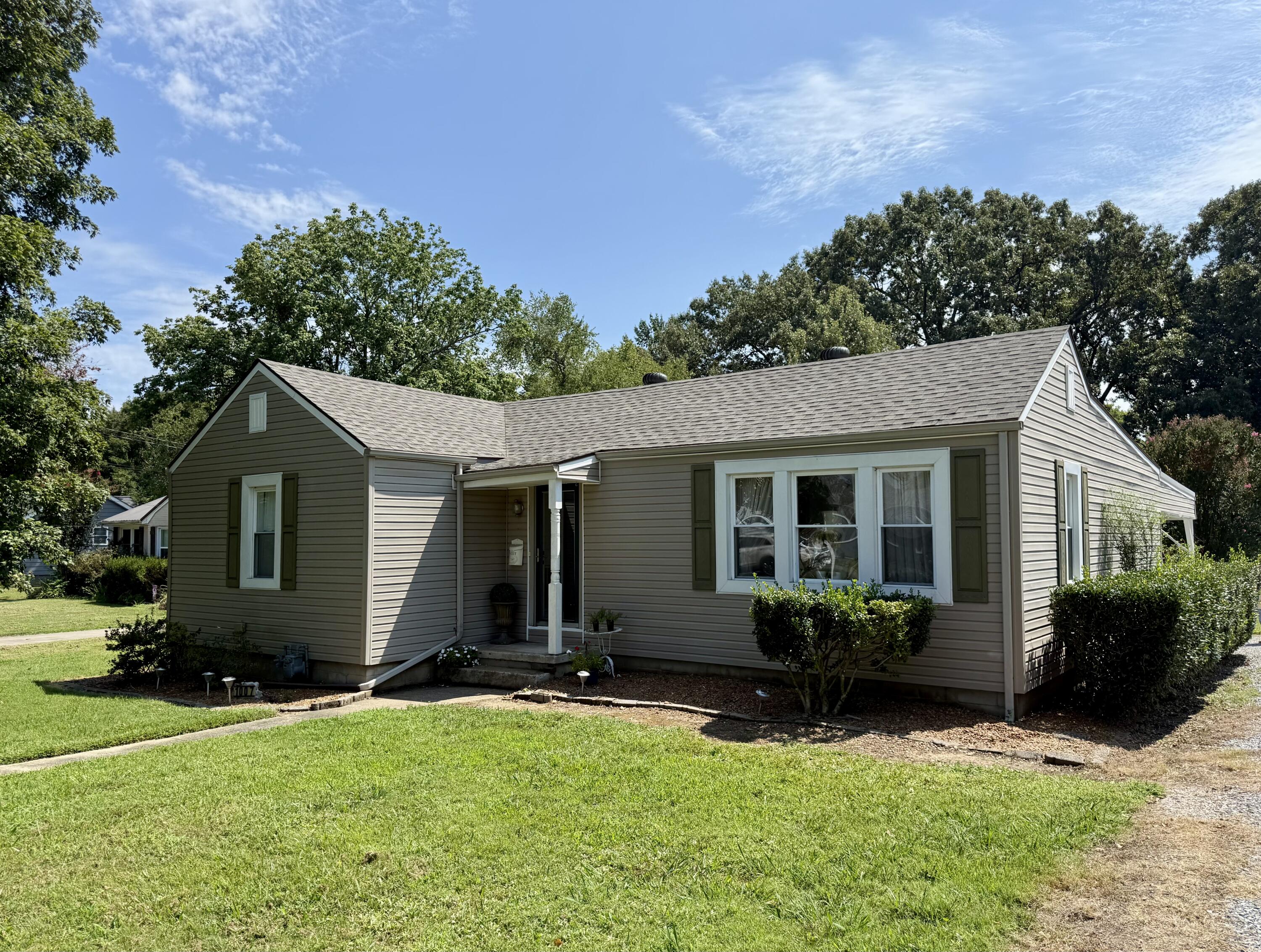 1007 Payne Street Property Photo 1