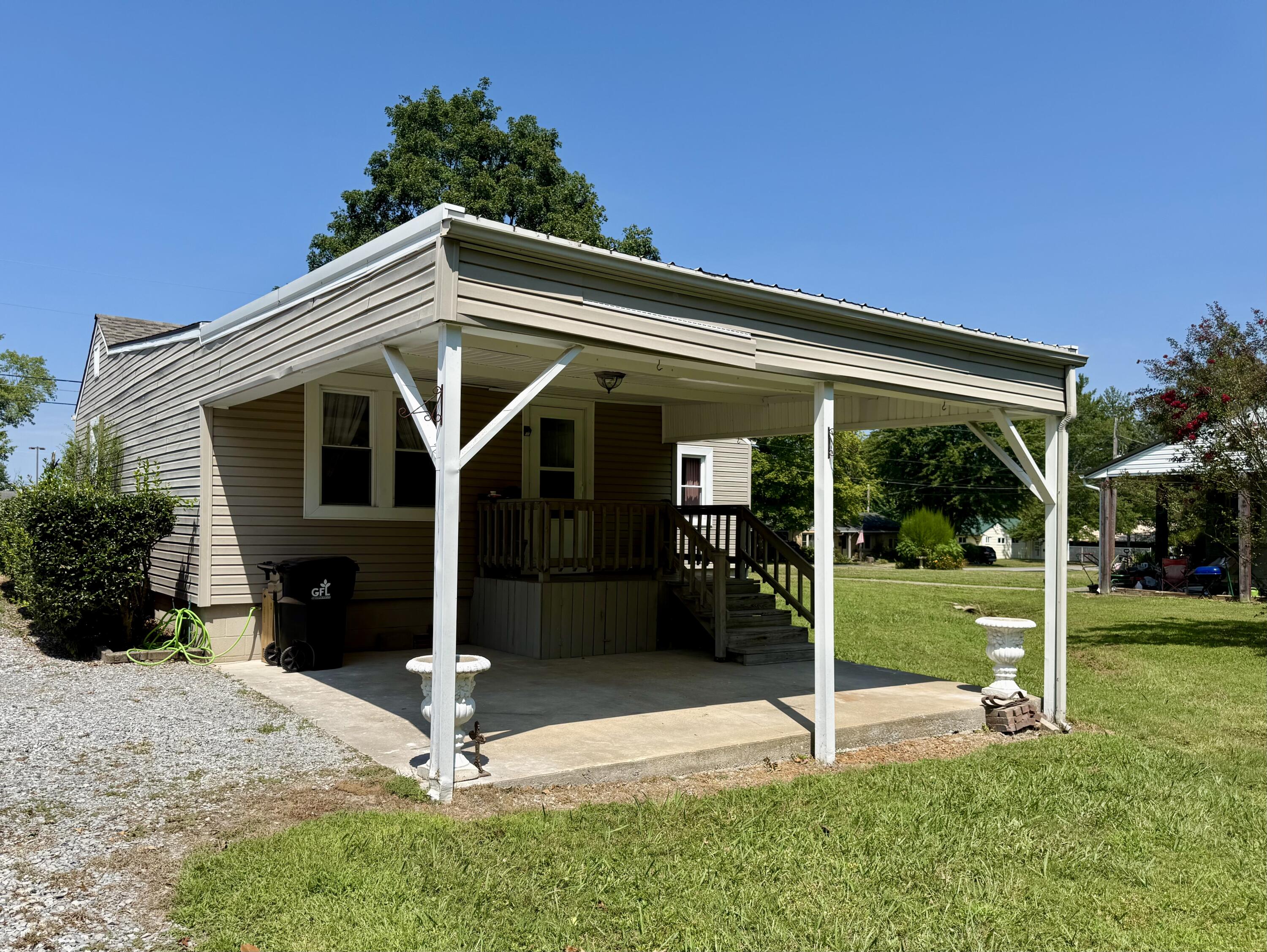 1007 Payne Street Property Photo 6