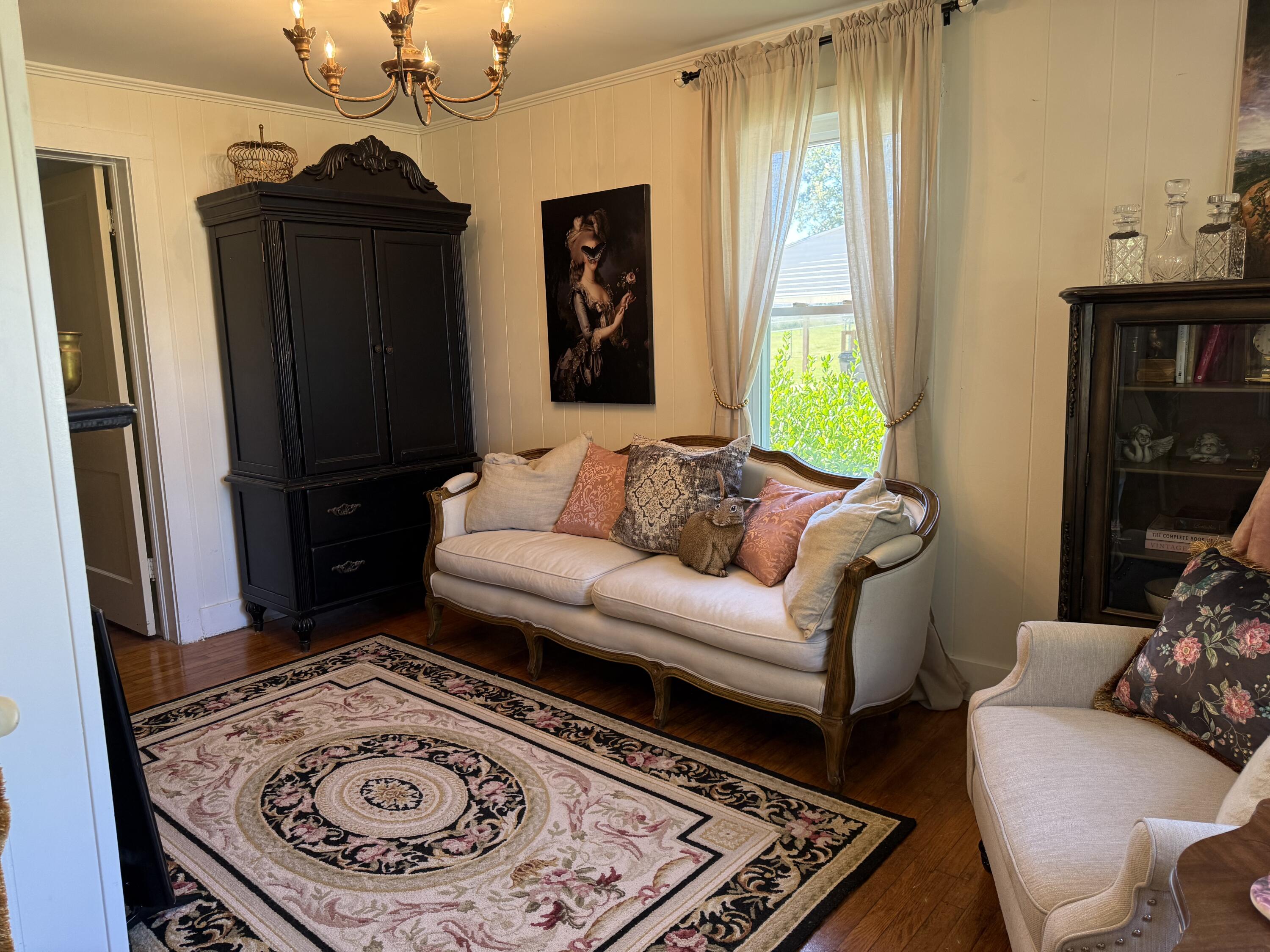 1007 Payne Street Property Photo 16