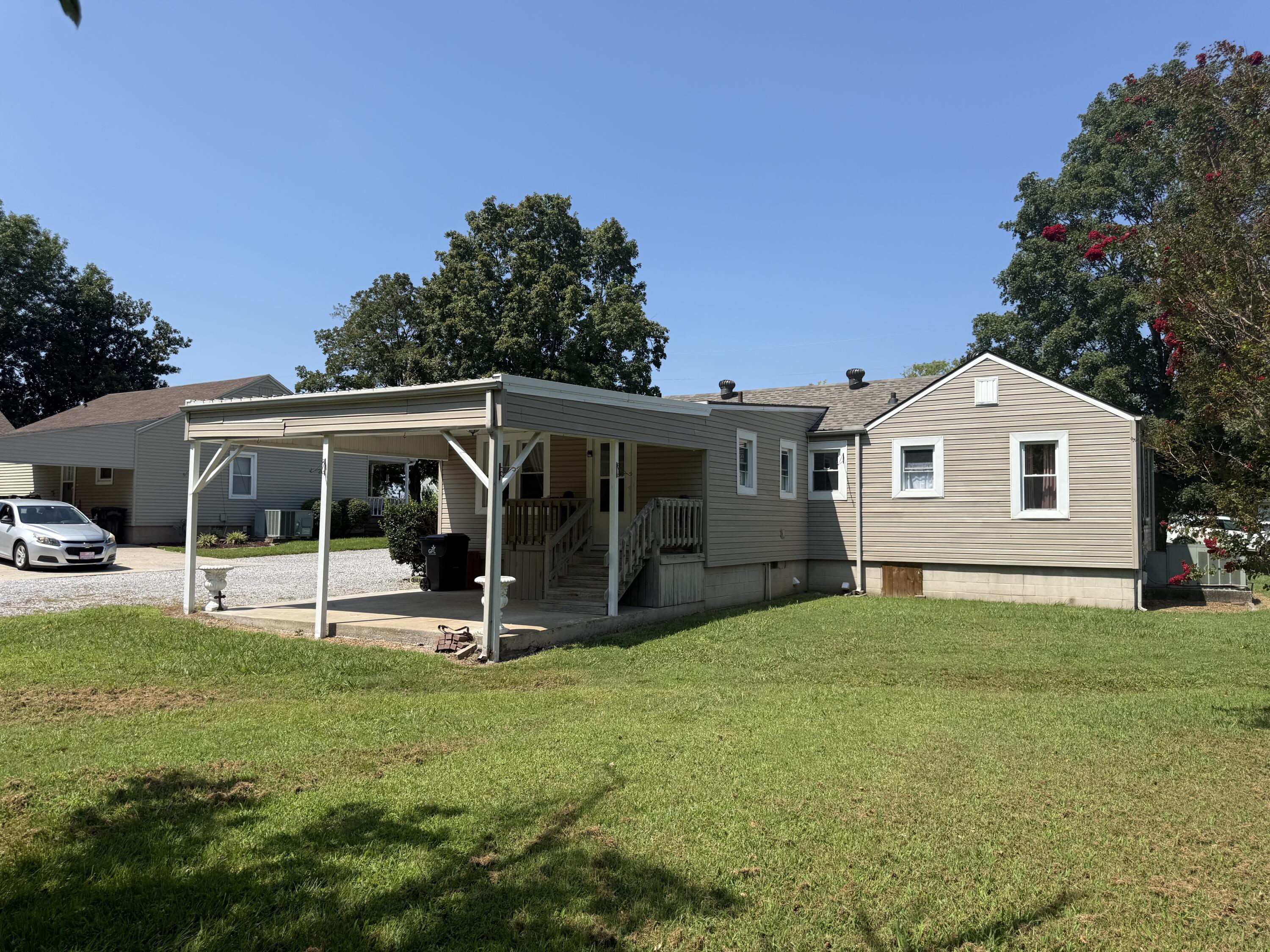 1007 Payne Street Property Photo 28