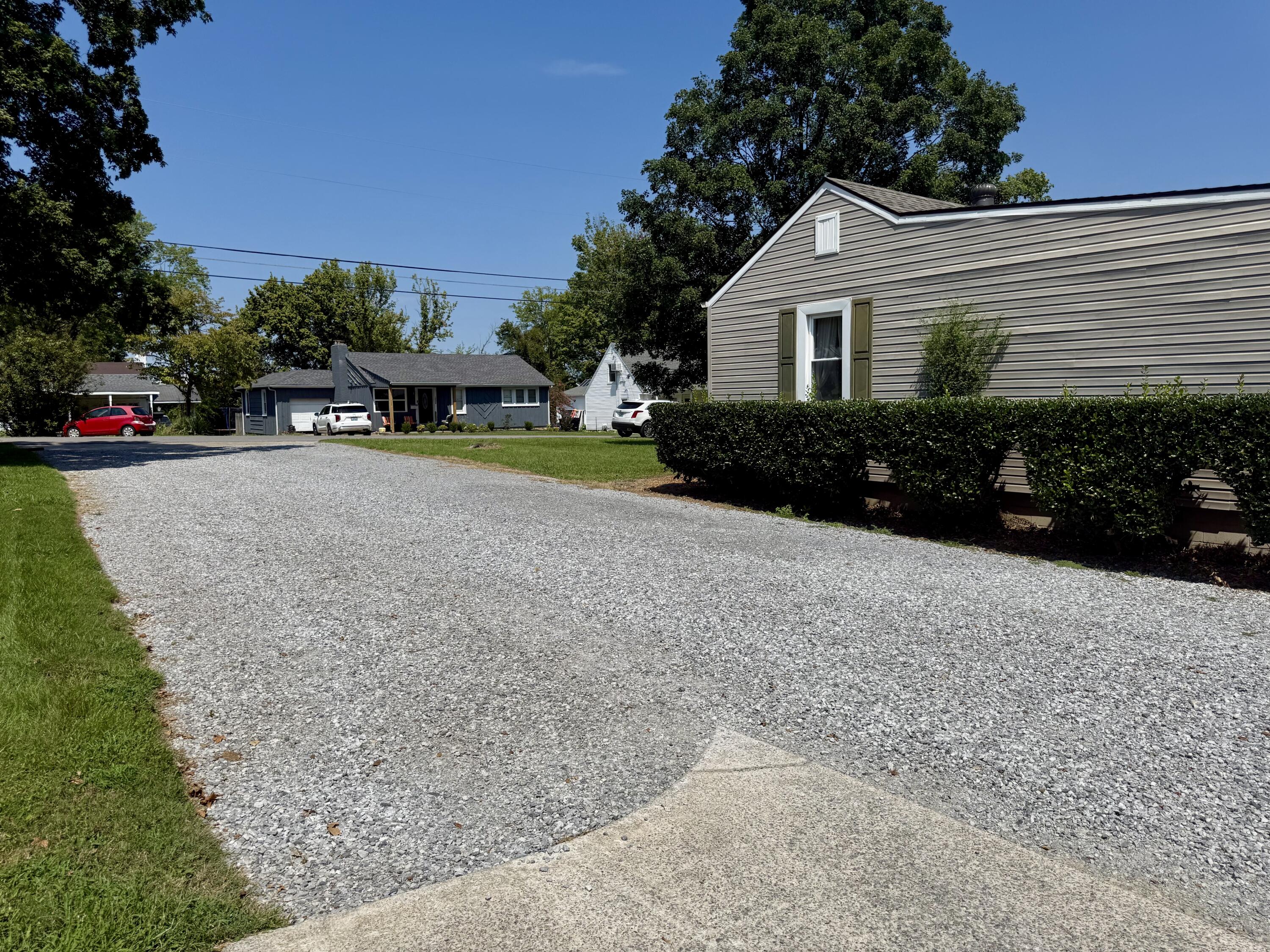 1007 Payne Street Property Photo 32