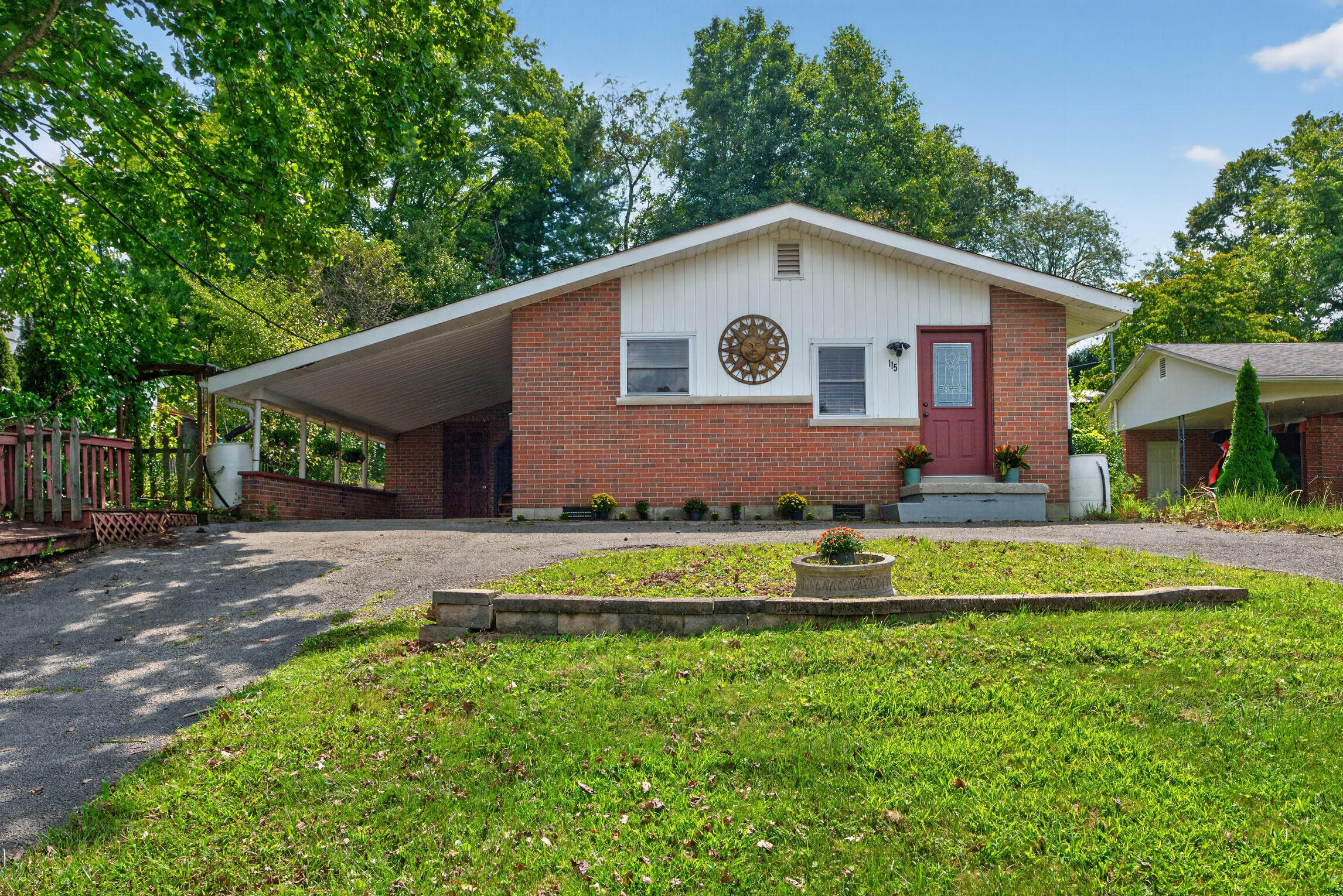 115 Cherry Road Property Photo 1