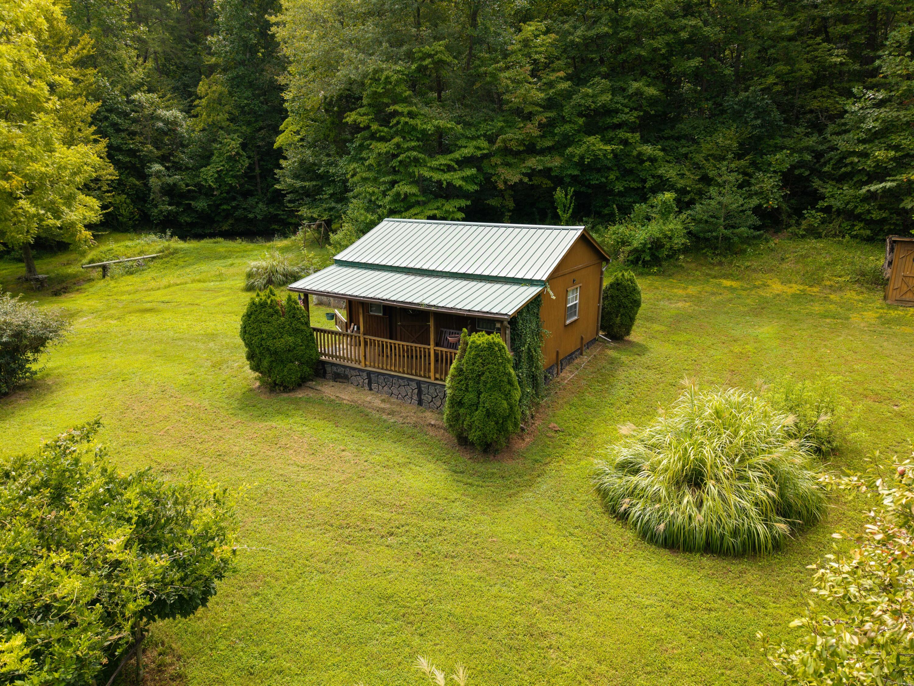 480 Phillips Hollow Road Property Photo 1