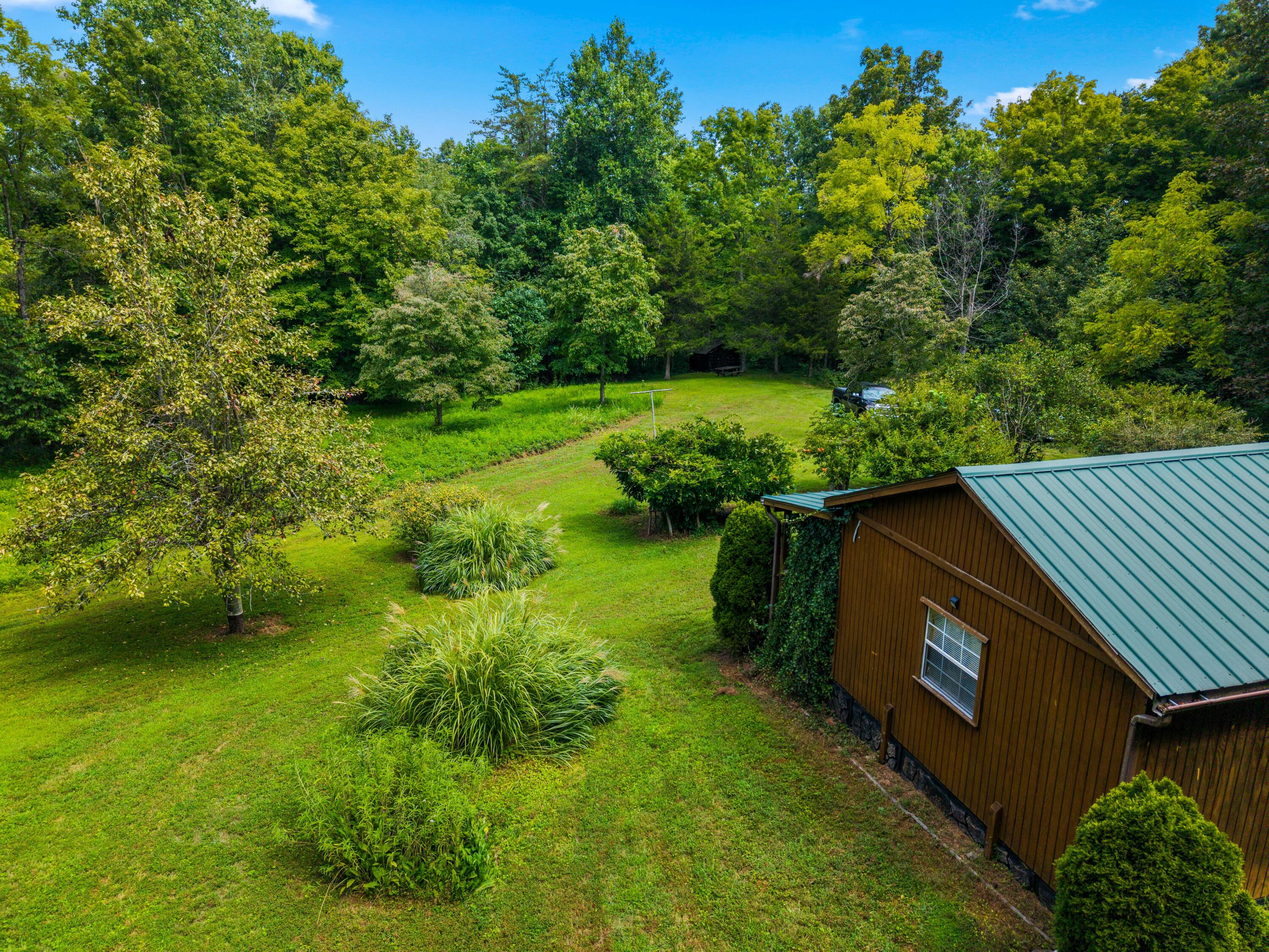 480 Phillips Hollow Road Property Photo 14